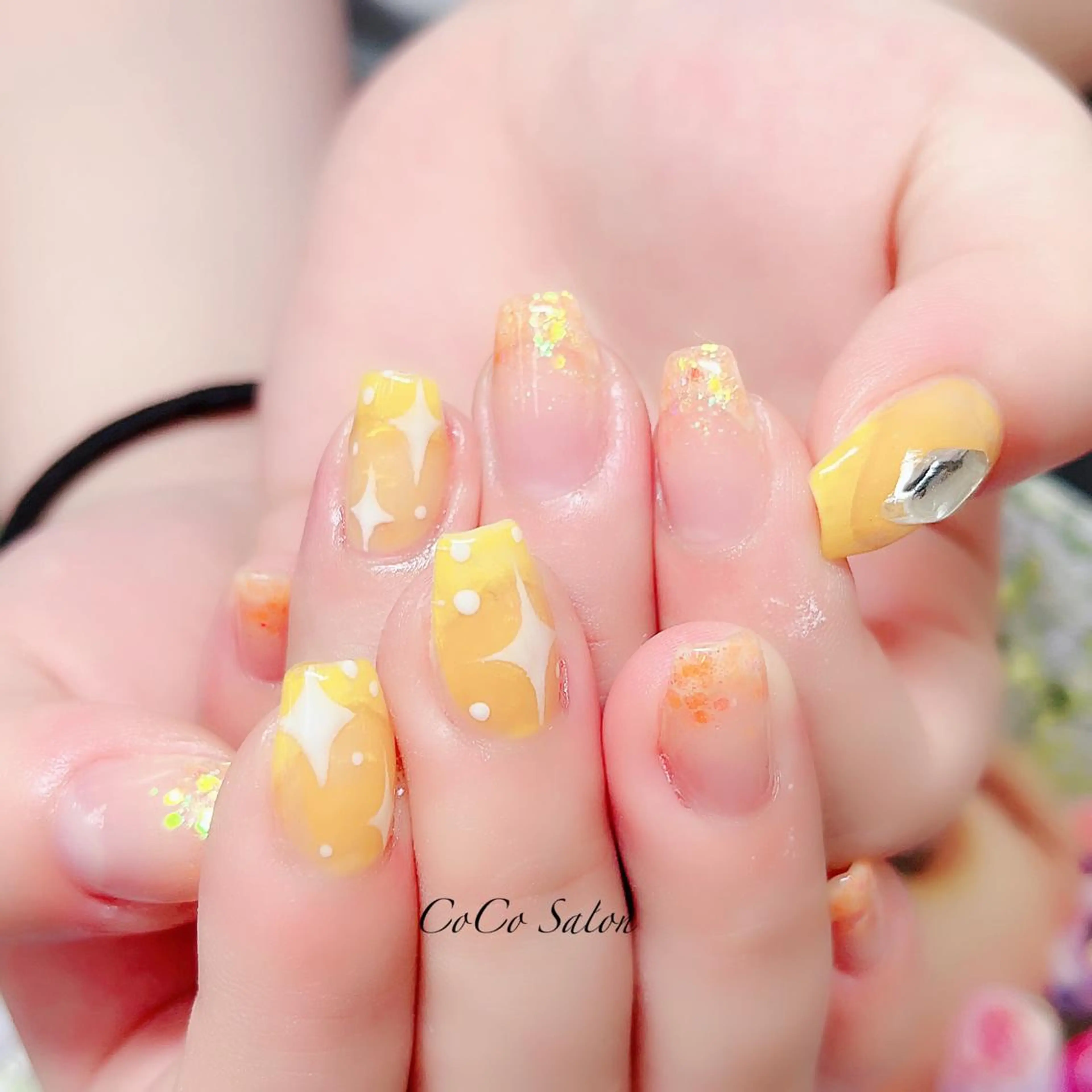 ネイル 長さ出し ジェルネイル グラデーション ホログラムネイル キラキラネイル ハンドネイル CoCoSalon ネイル/まつ毛予約のネイルデザイン