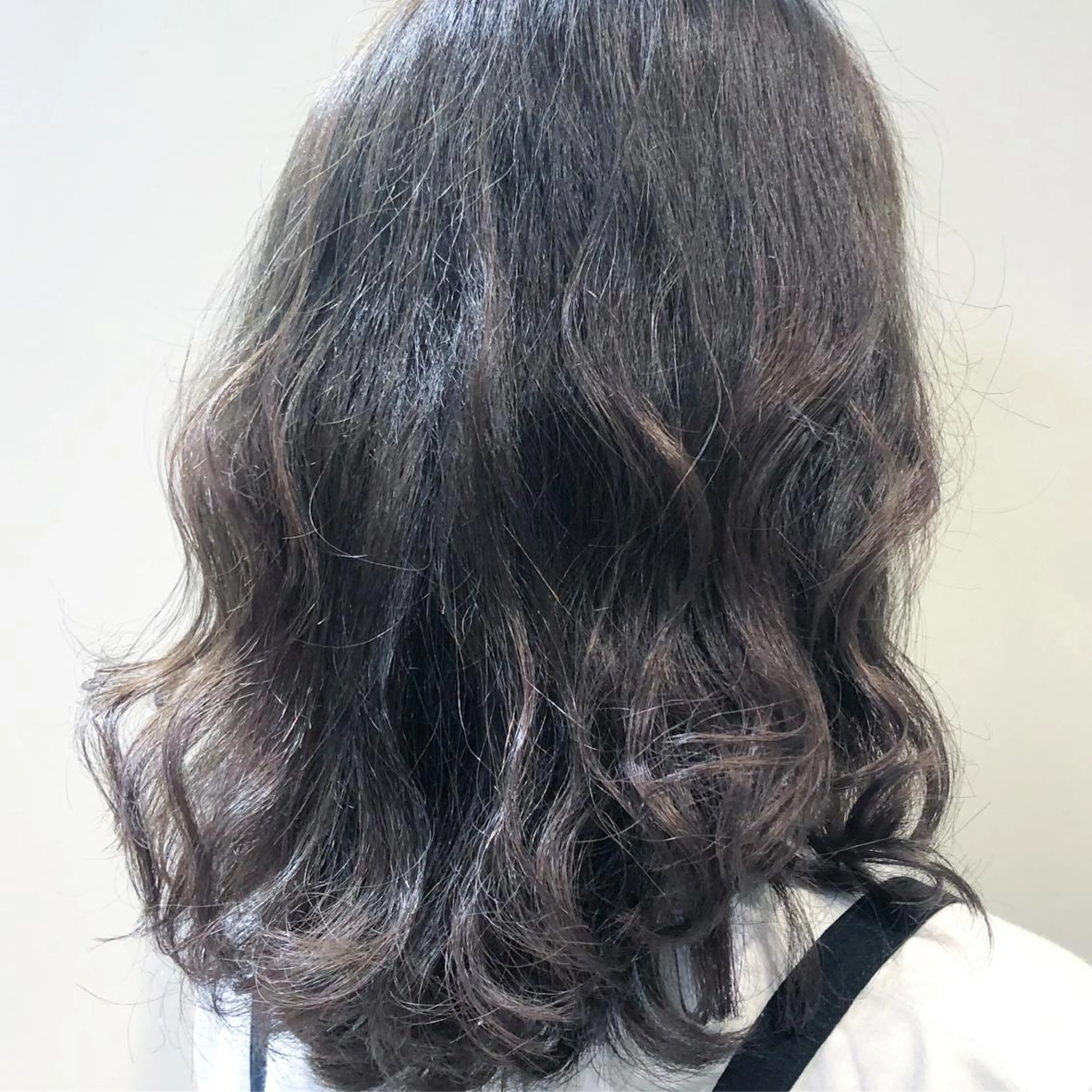 セミロング カラー グレージュ カット ヘアカラー トリートメント 【似合うが見つかる】 Hanaのヘアスタイル