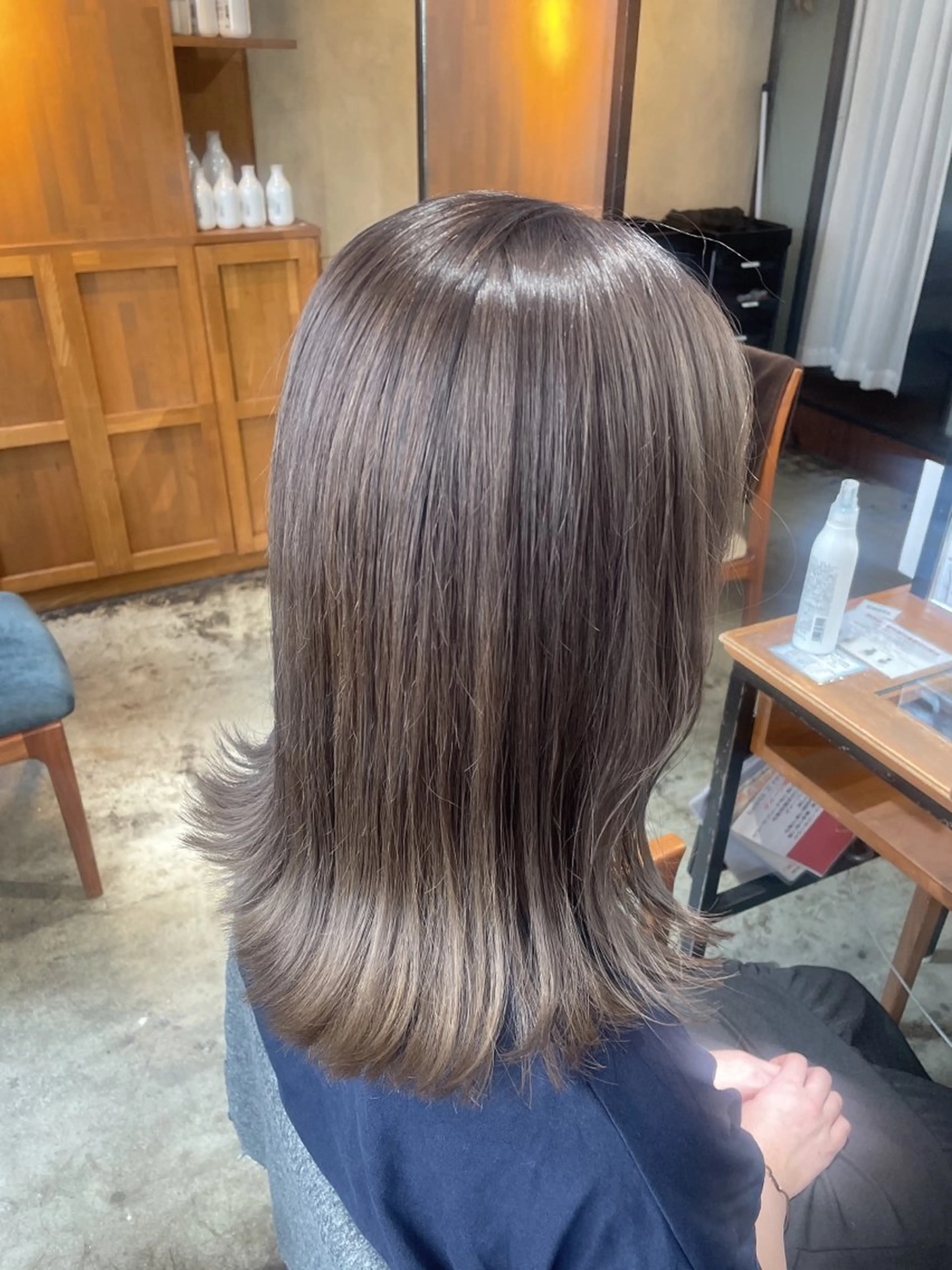 ミディアム カラー 梅田美容室 山崎海波のヘアスタイル