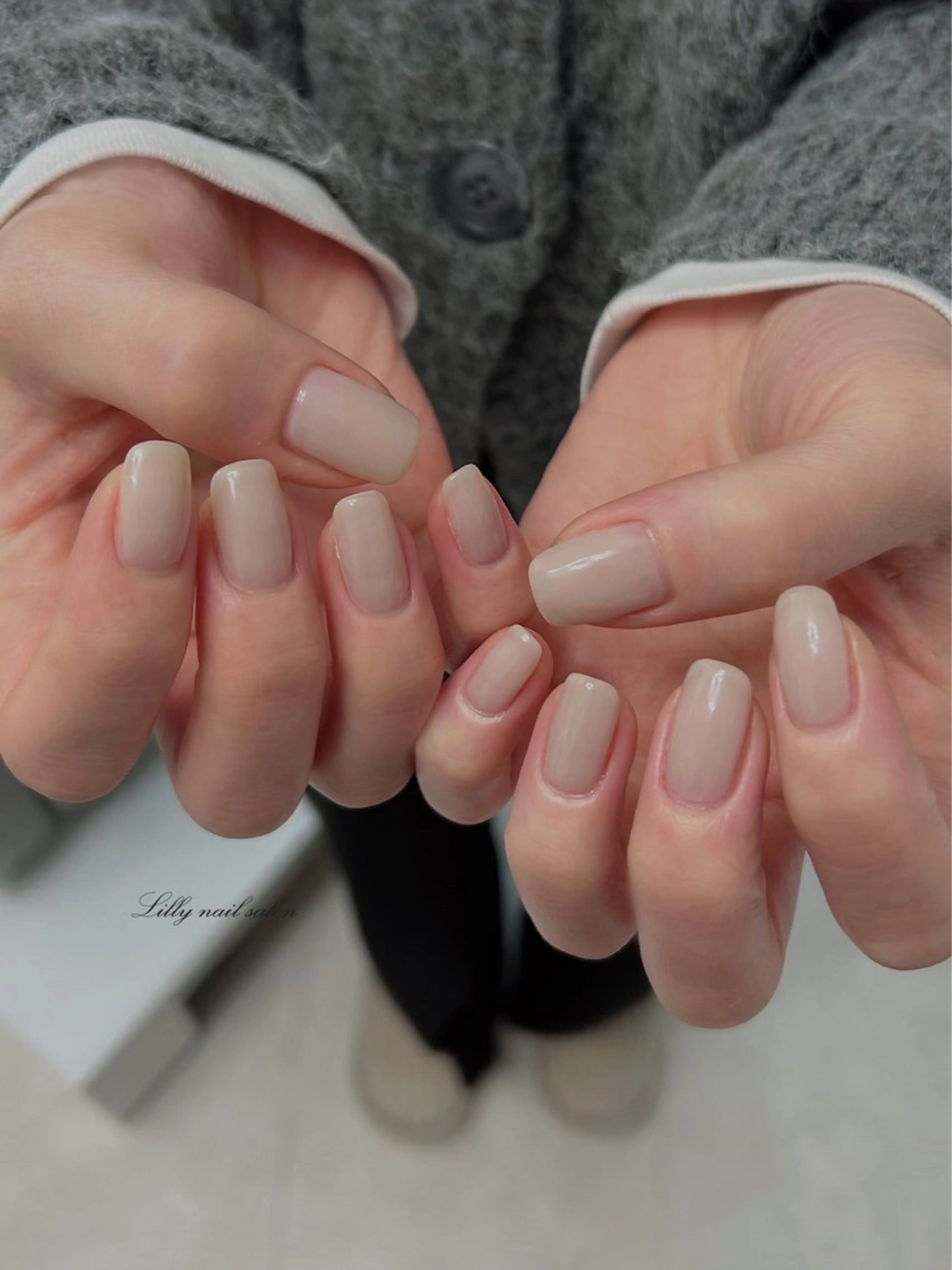 ネイル ジェルネイル ワンカラーネイル パラジェル Lilly nail Mikuのネイルデザイン