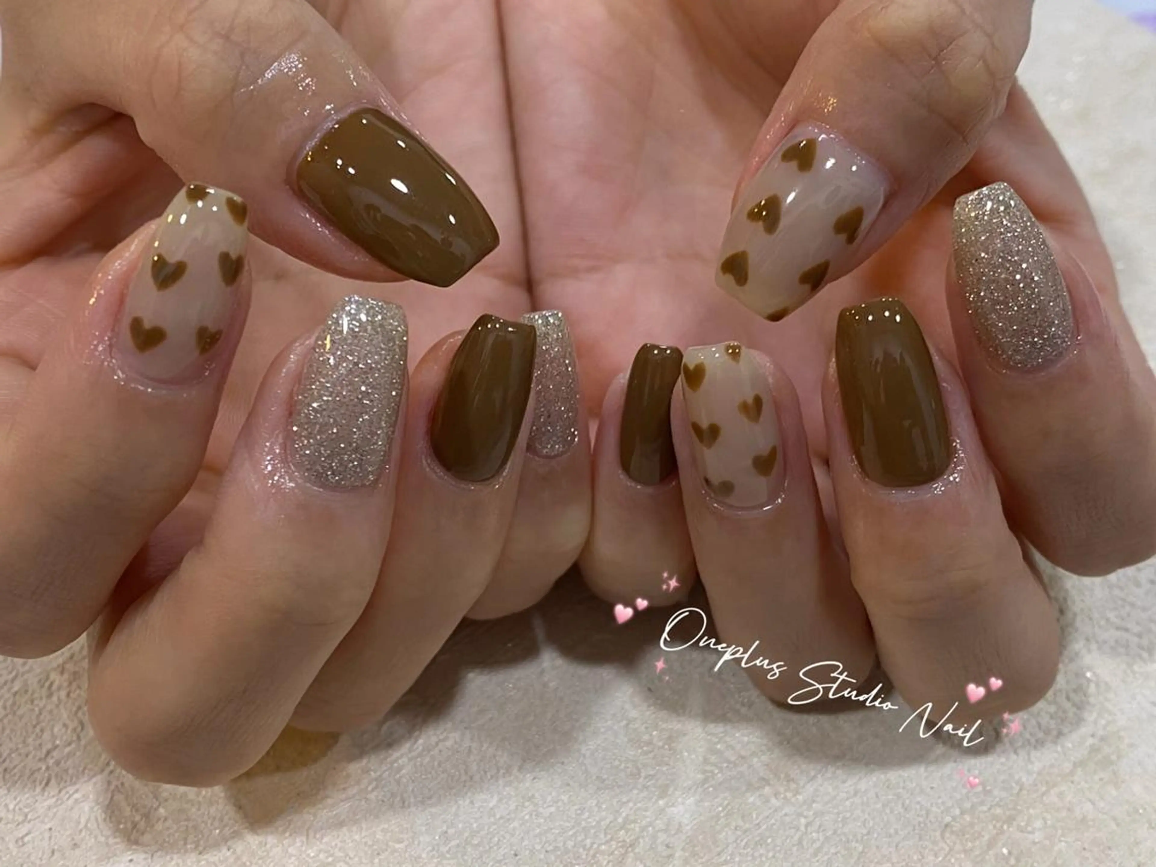 ネイル アニマル柄 ボルドー ブラウン フレンチネイル マグネットネイル One plus StudioNailのネイルデザイン