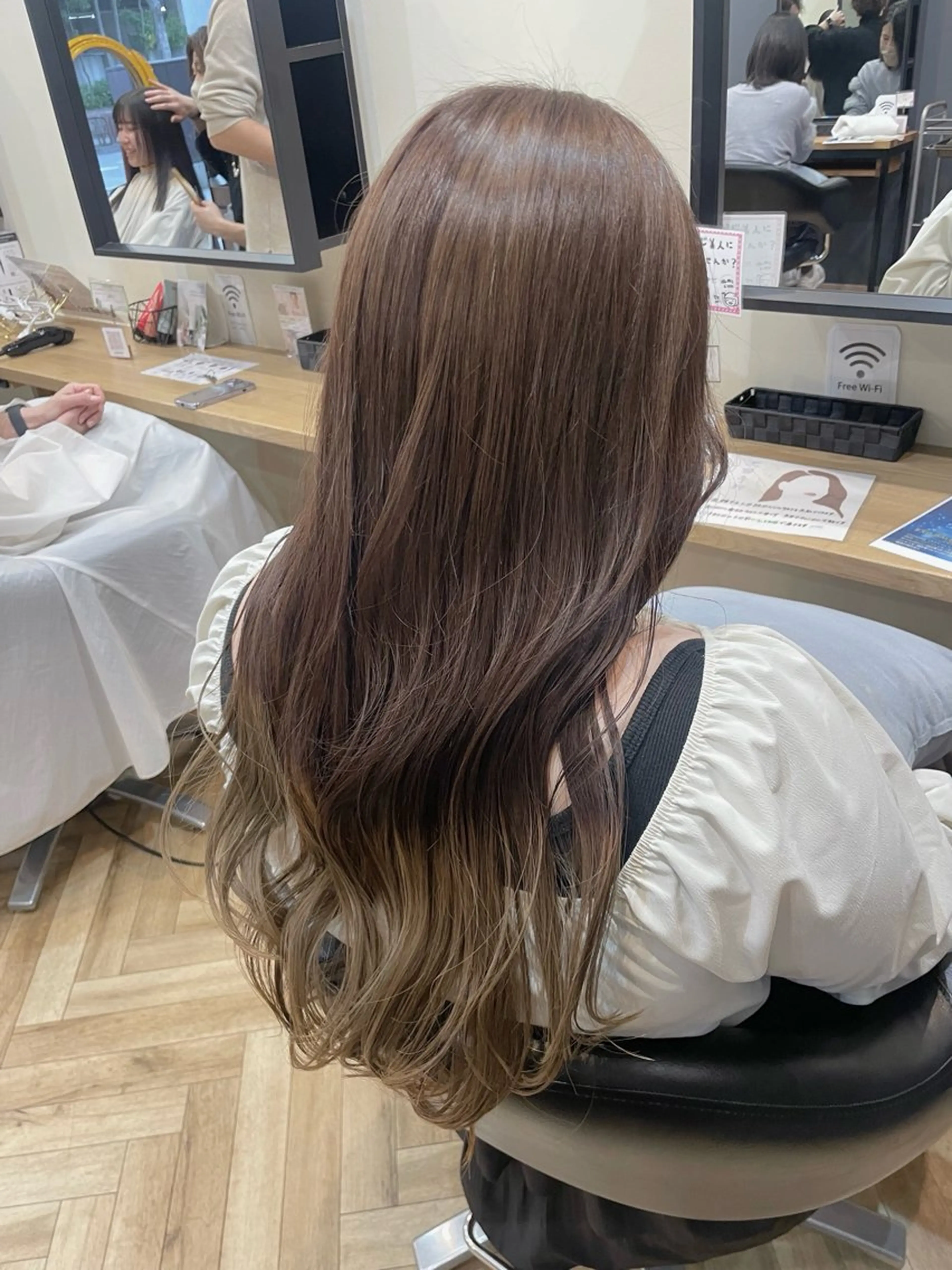 ロング 鎌取/透明感カラー /ボブ/顔まわりのヘアスタイル