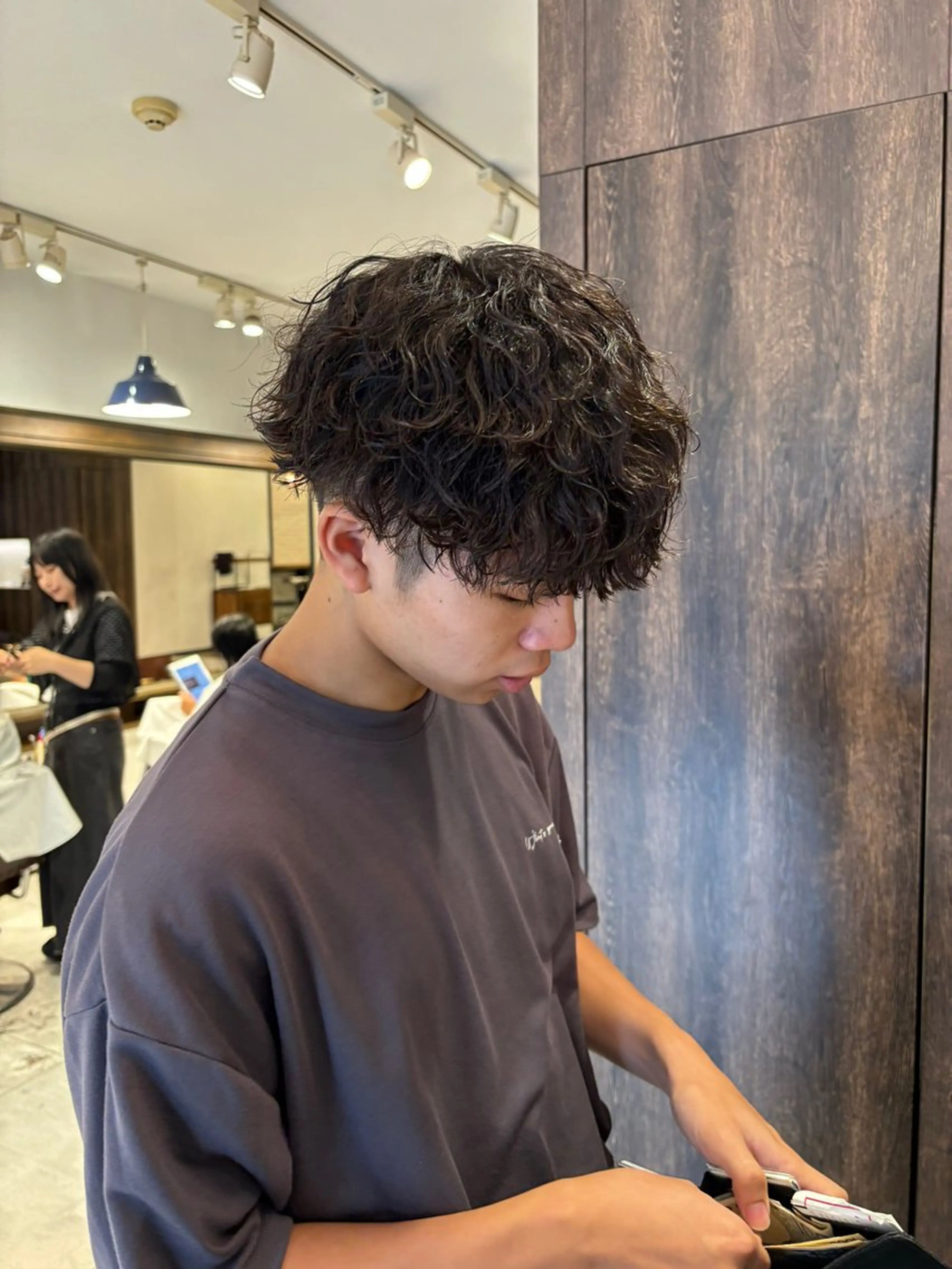 メンズ メンズパーマ 波巻きパーマ カット パーマ メンズパーマ/ 上原琉介のヘアスタイル