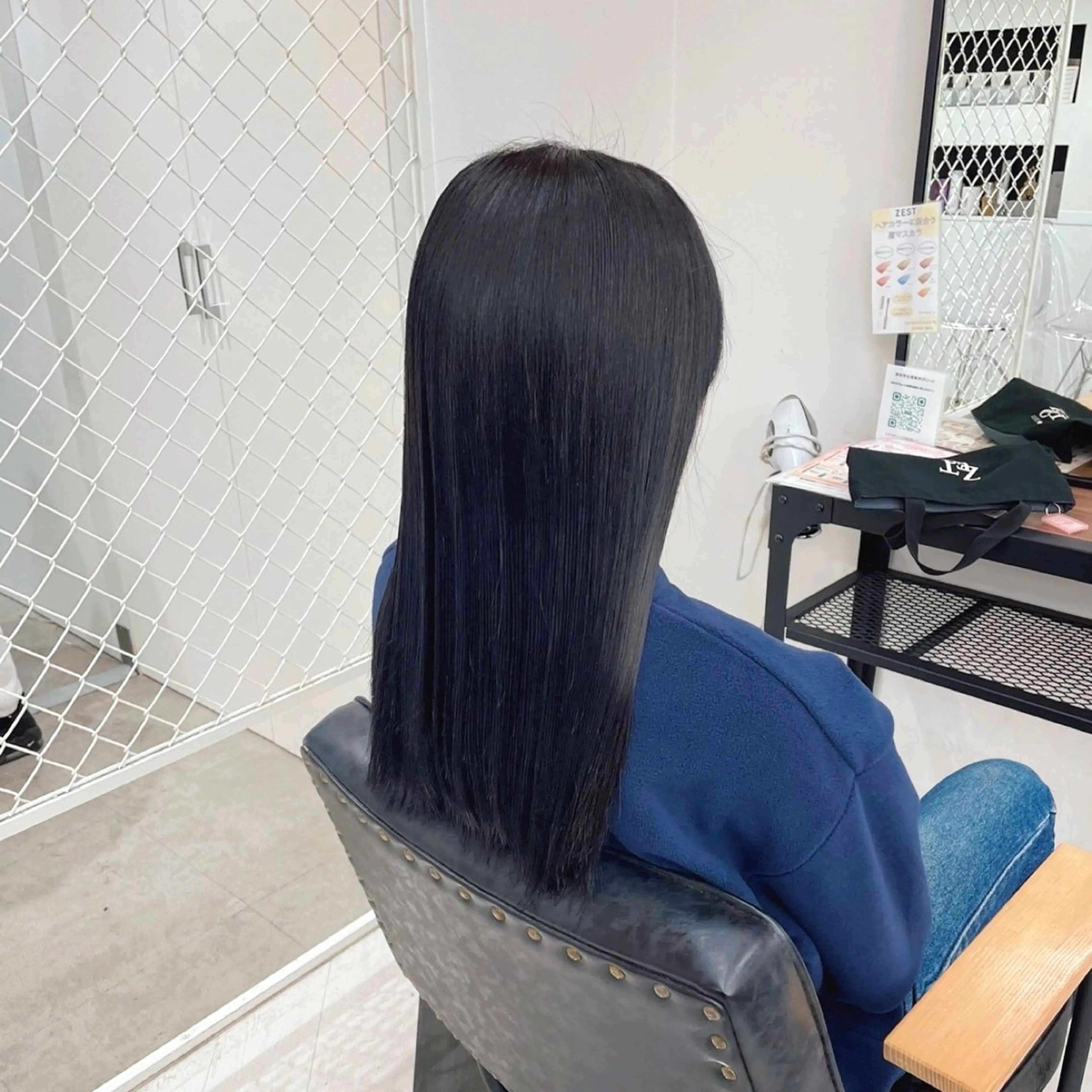 セミロング カラー パーマ ヘアアレンジ メンズ 透明感カラー トリートメント mona/ ストレートスタイル✨のヘアスタイル