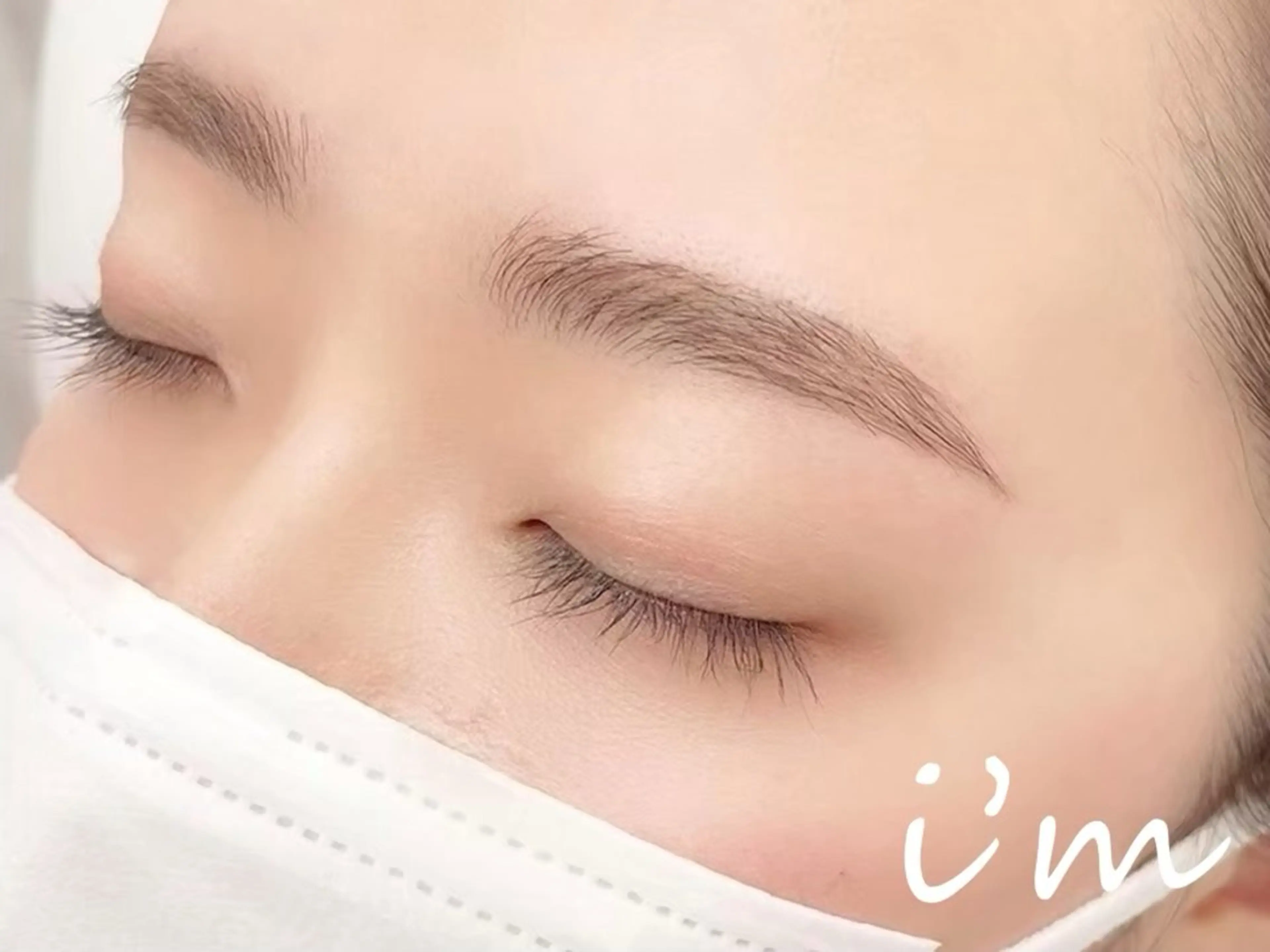 アイブロウ eyebrowi'm sana🐈‍⬛の眉毛・アイブロウイメージ