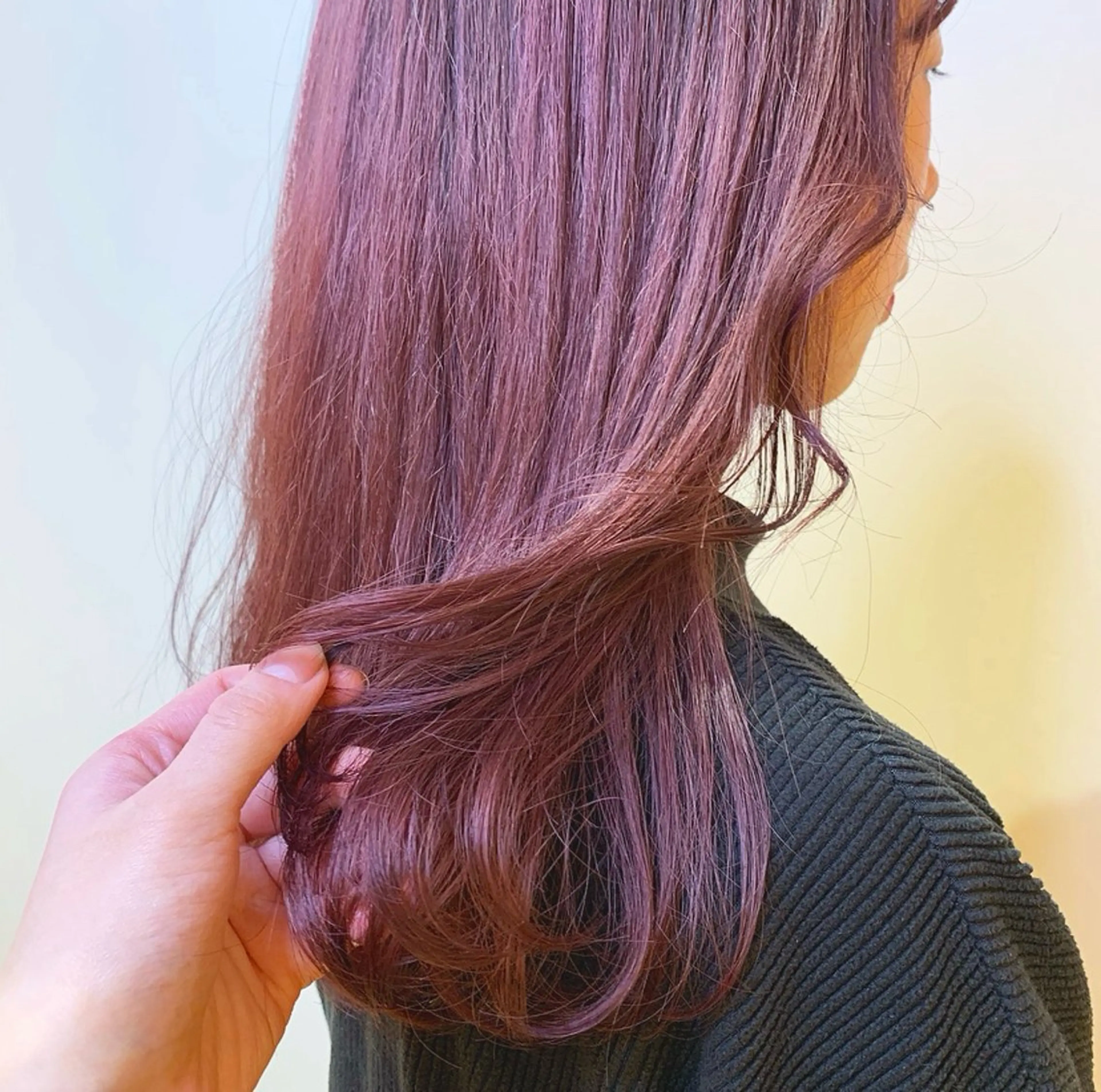 セミロング カラー ピンクカラー 和田 楓のヘアスタイル