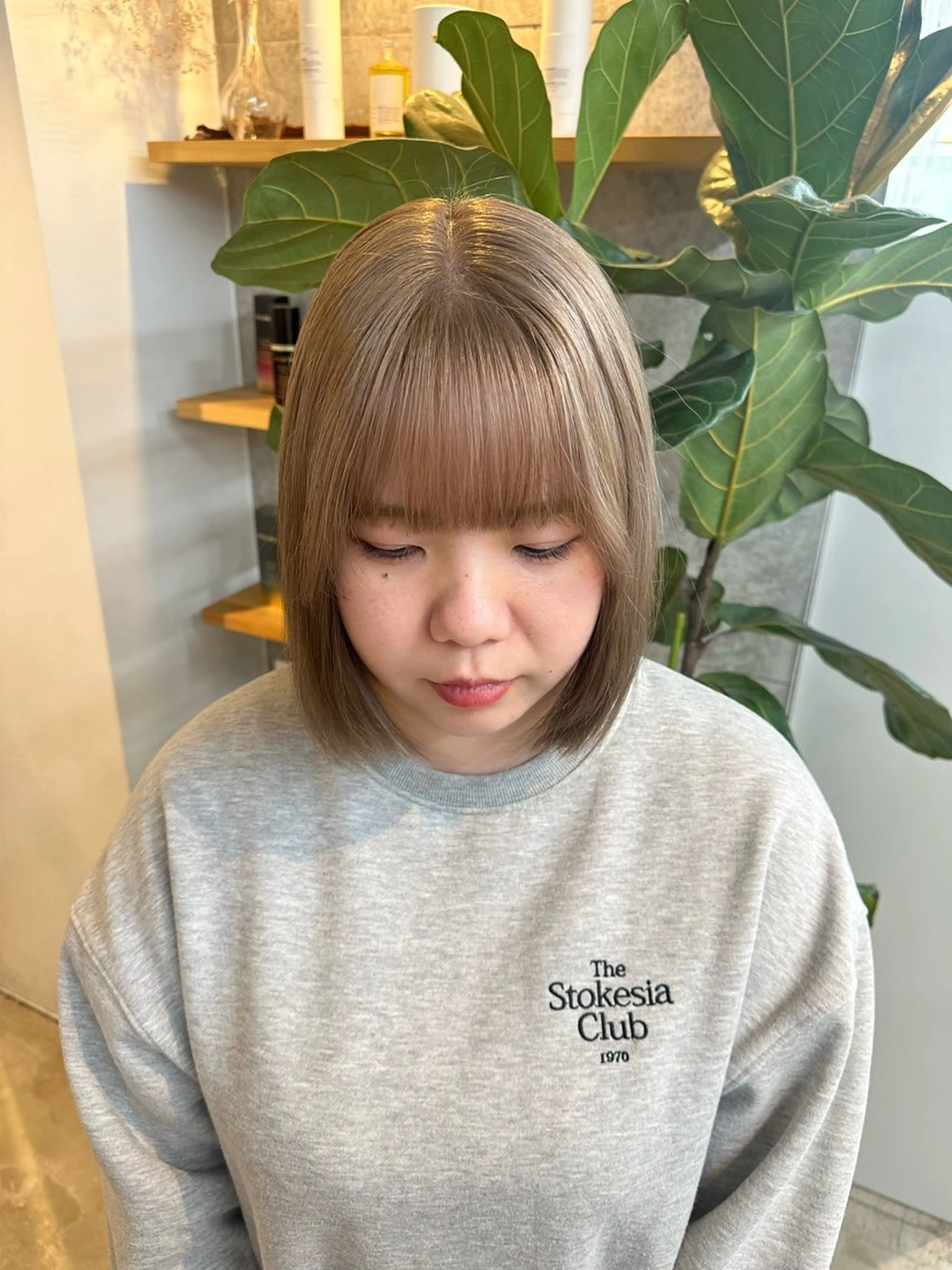 ミディアム カラー カット ヘアカラー トリートメント yuika .のヘアスタイル