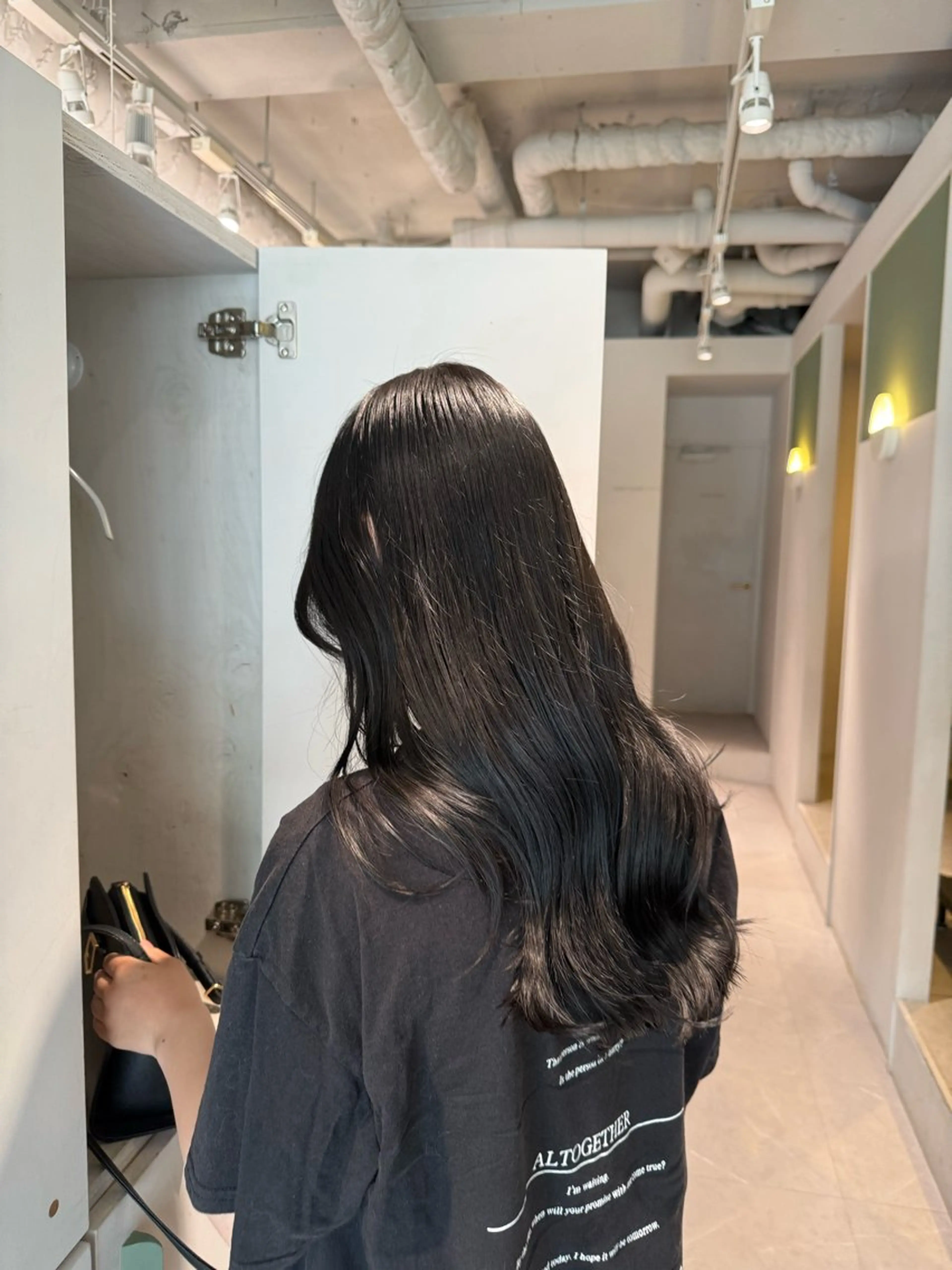 ダメージを抑えながらするうる透明感カラー💫の写真