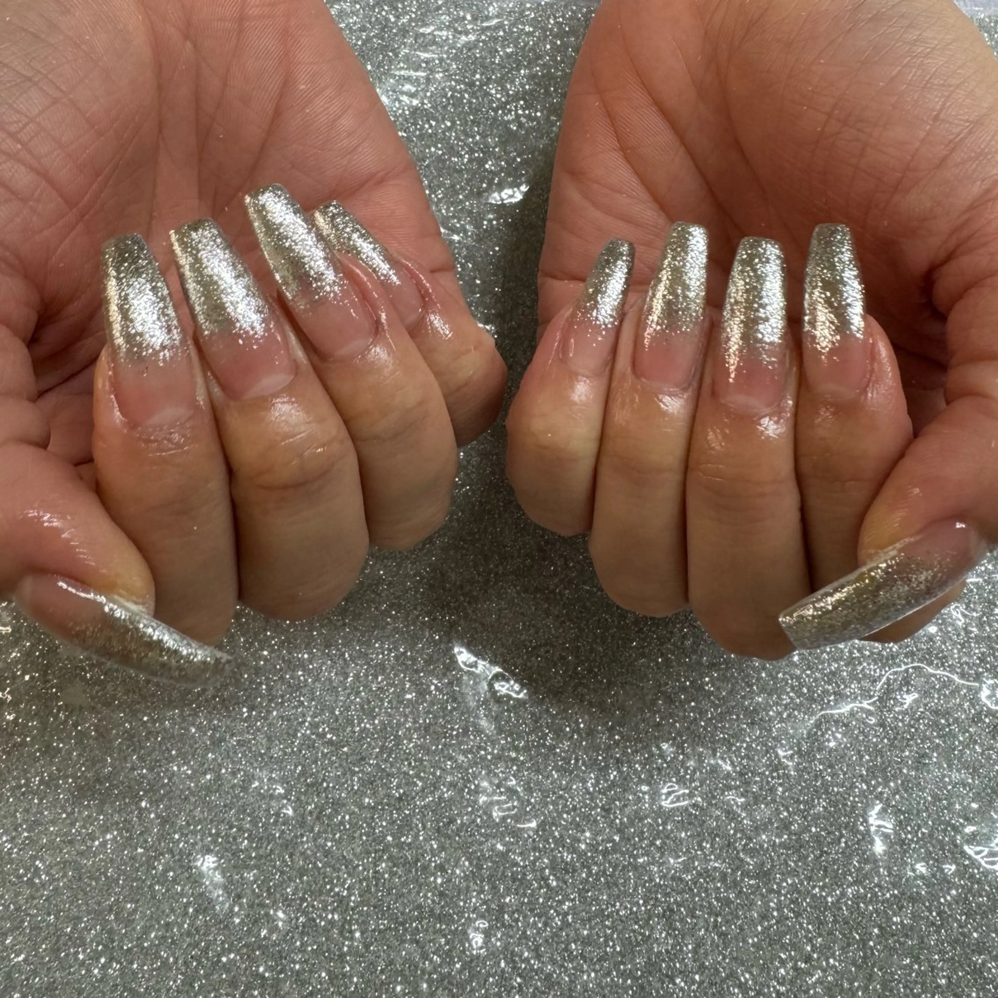 ネイル VIERU 🌈🎀💖のネイルデザイン