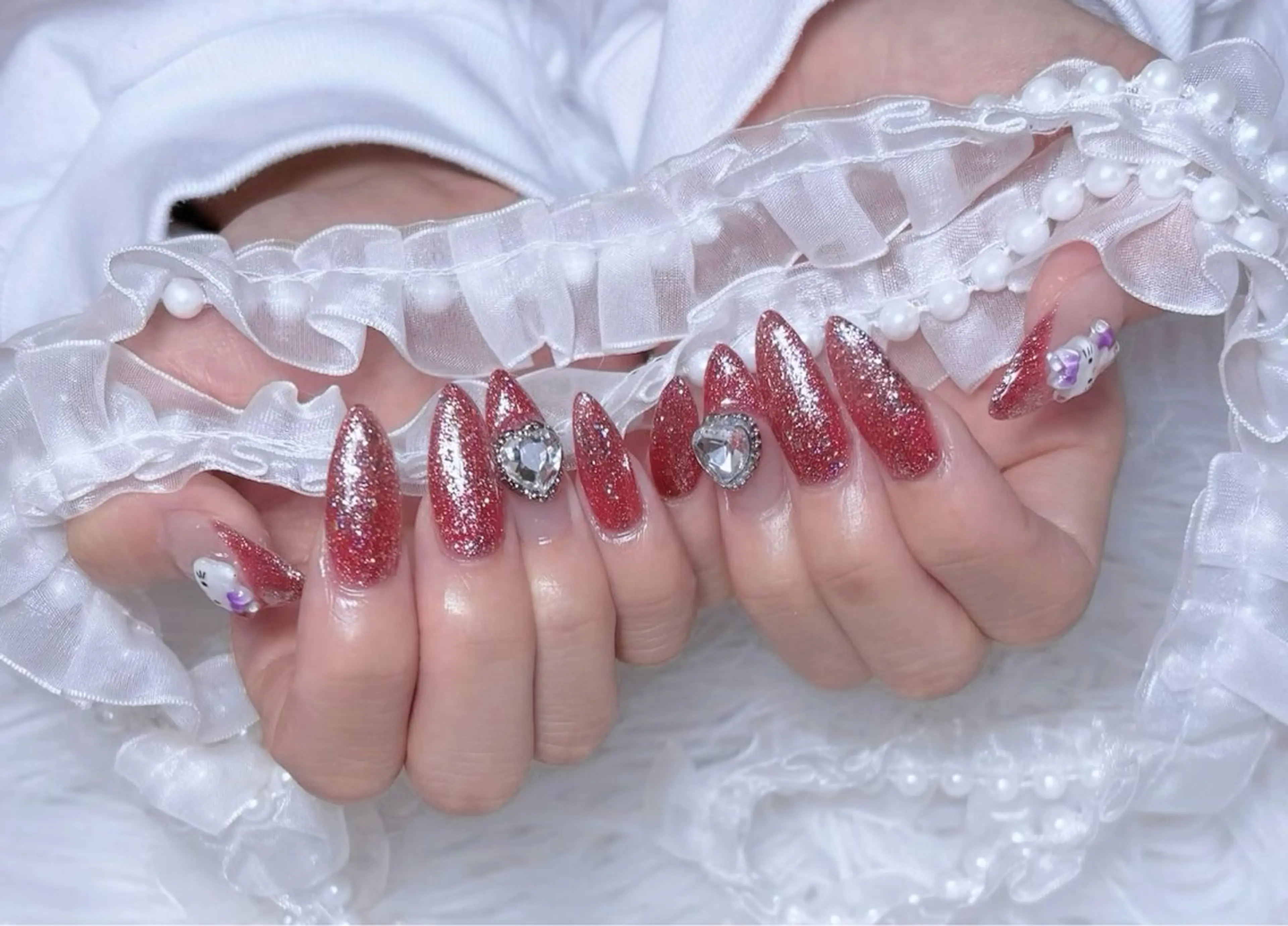 ネイル ピンク ハンドネイル 𝑬𝑹𝑰𝑲𝑨 𓂃🎀𓈒𓏸のネイルデザイン