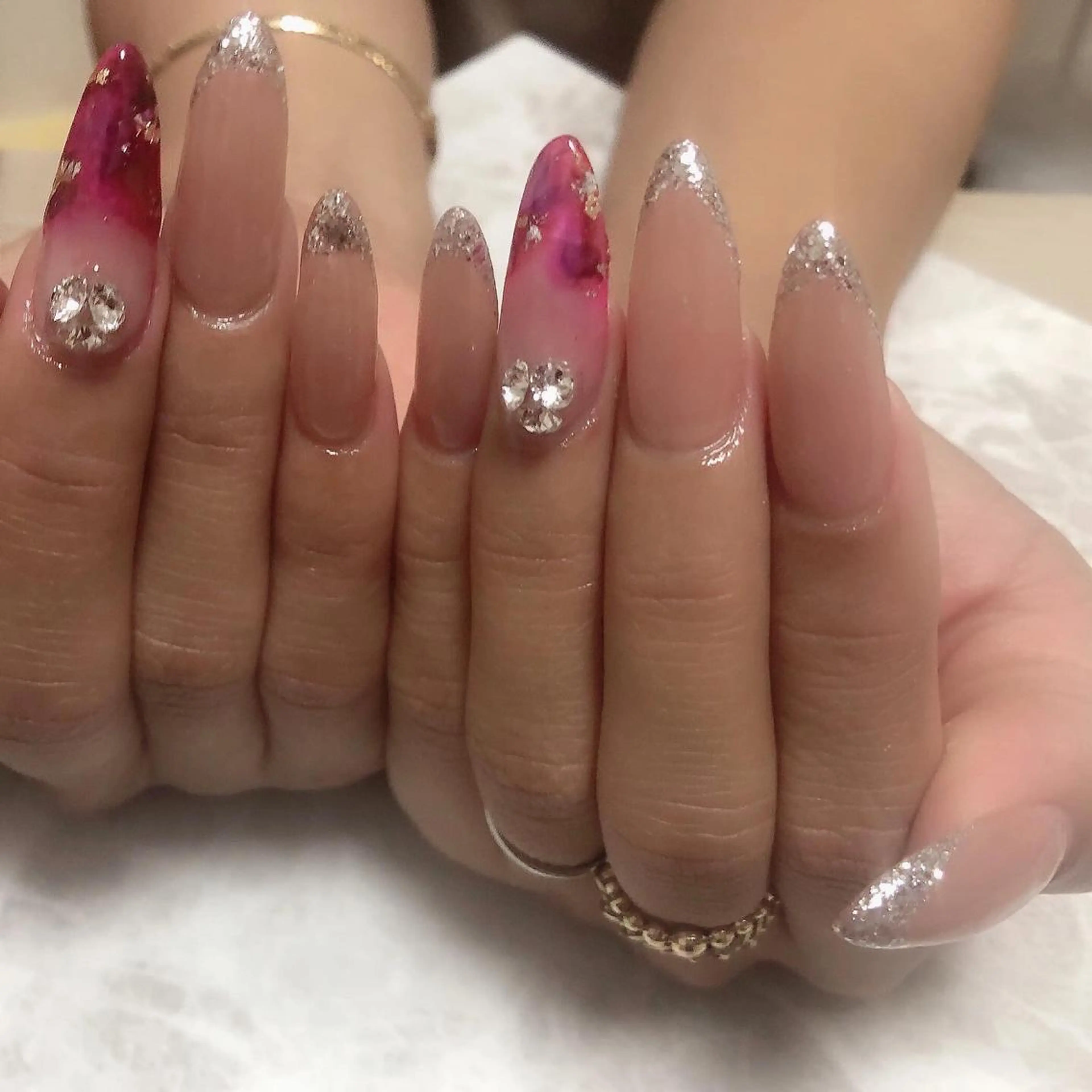 ネイル L'ea  Rose レア・ローズのネイルデザイン