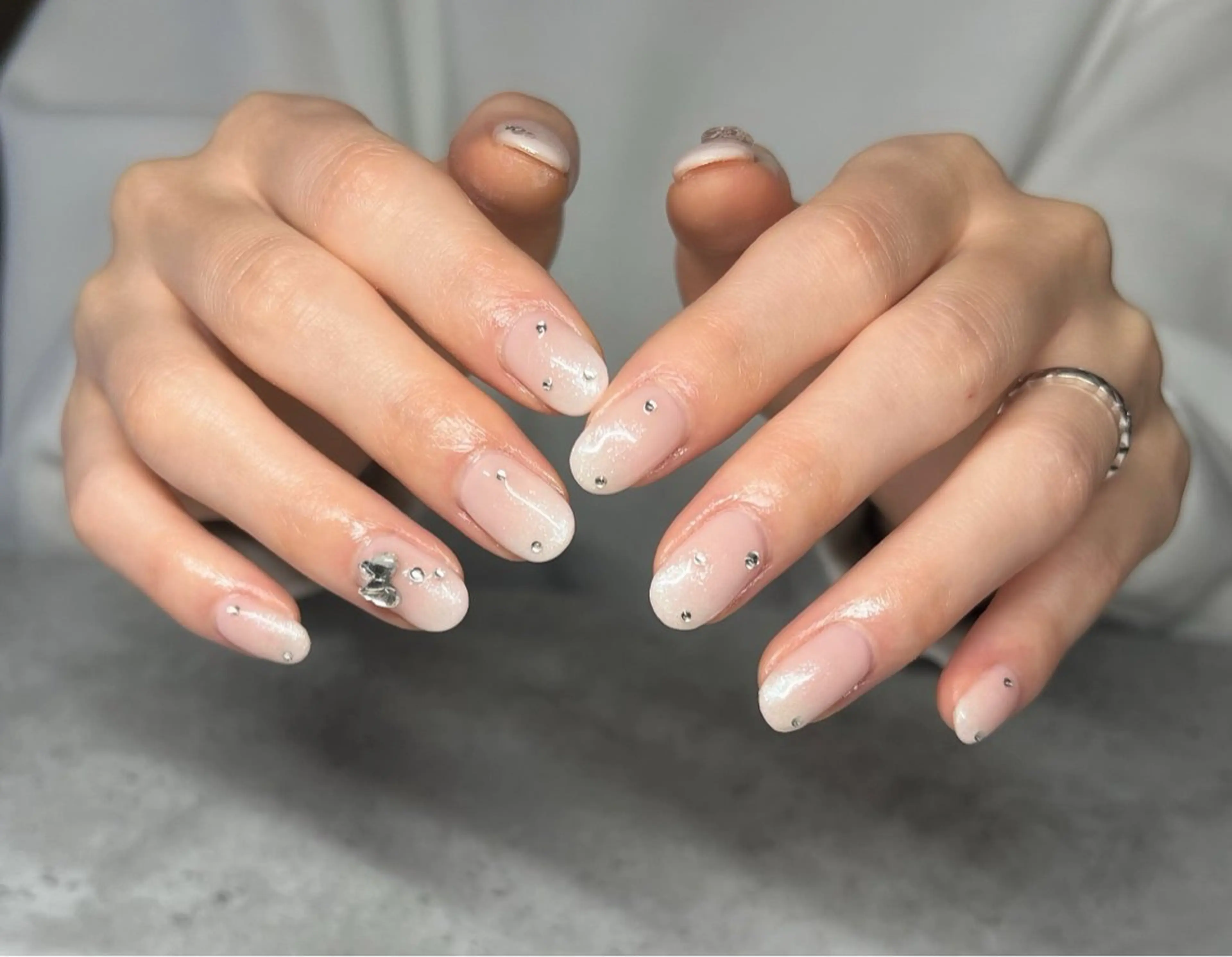 ネイル Minako 【Charmant】のネイルデザイン