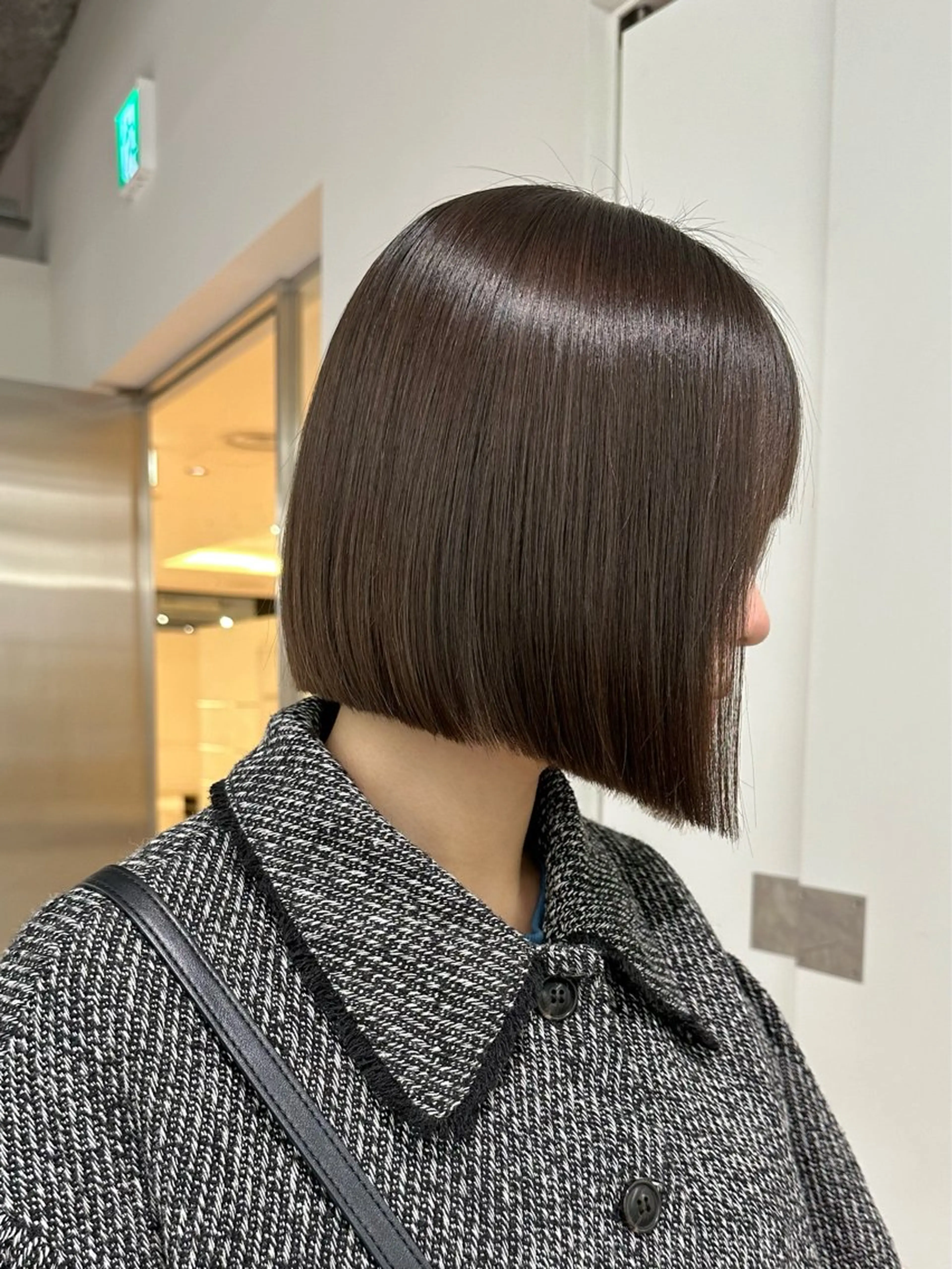 ショート カラー カット 縮毛矯正 SALOWIN 梅田茶屋町Suite店所属・今村彩巴 ボブ/ストレートのヘアスタイル