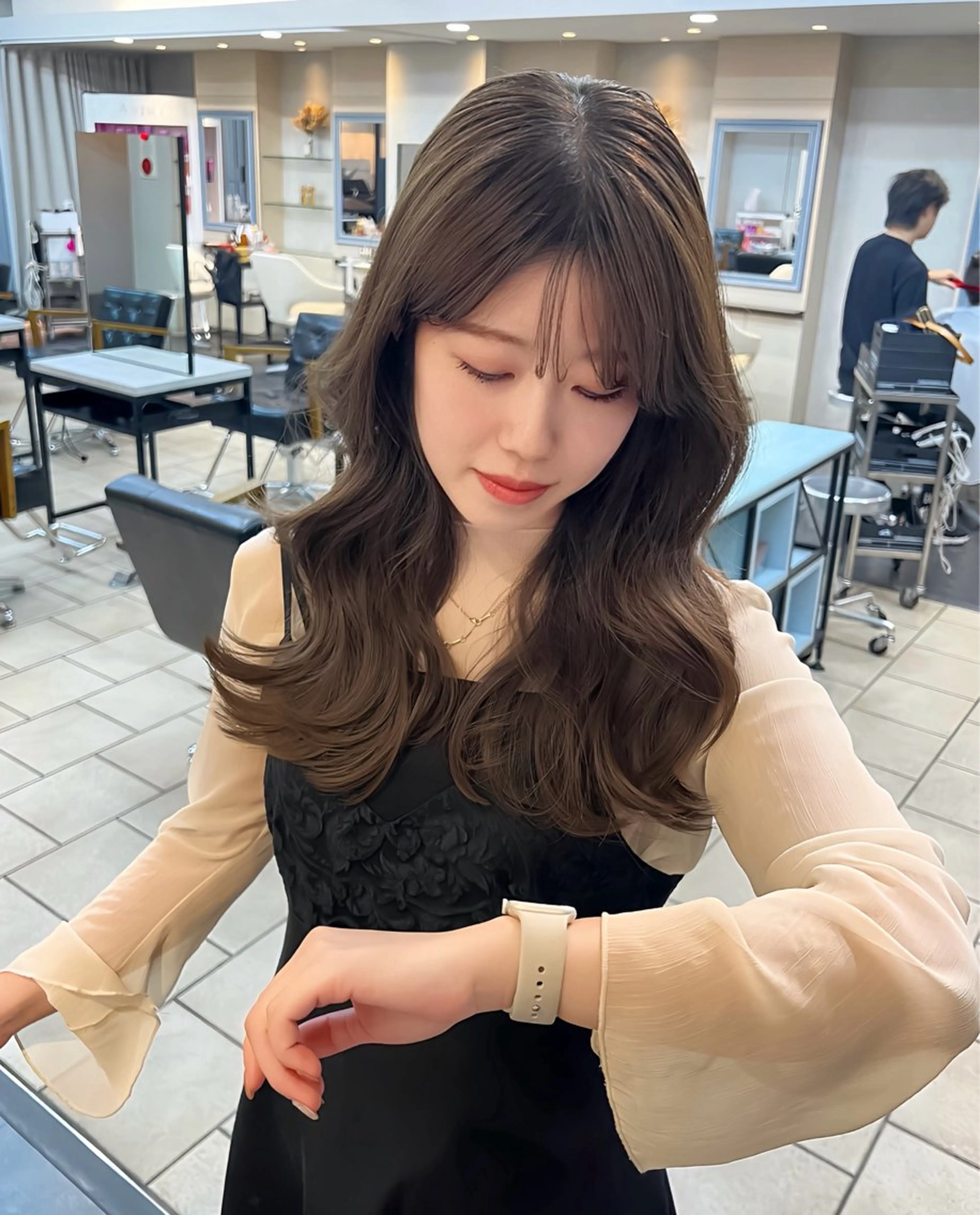 セミロング カラー グレージュ オレンジ レイヤーカット カット ヘアカラー トリートメント 韓国ヘア/レイヤー カット SAKURAのヘアスタイル