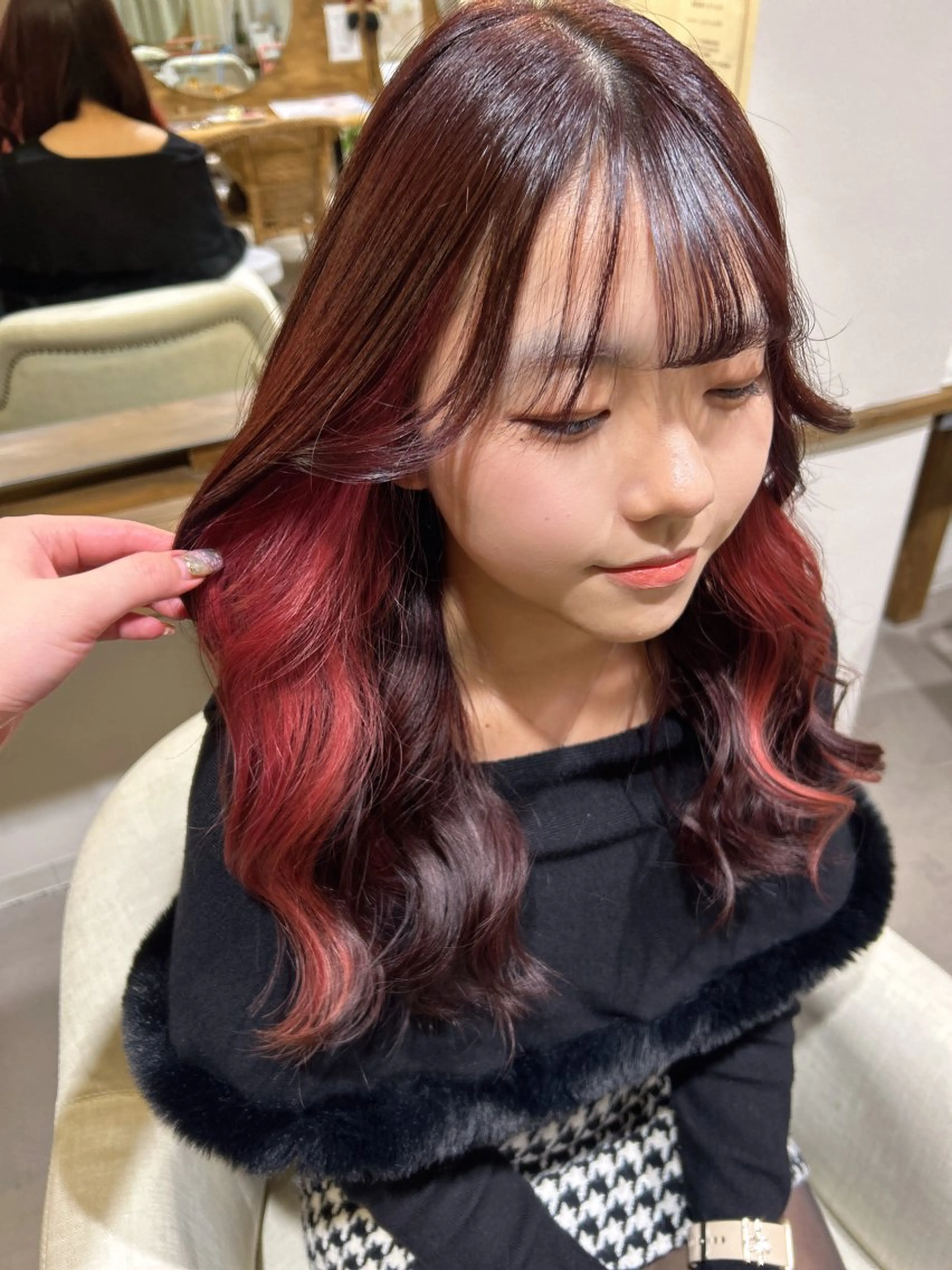 ロング カラー shu ラベンダー/ピンクのヘアスタイル