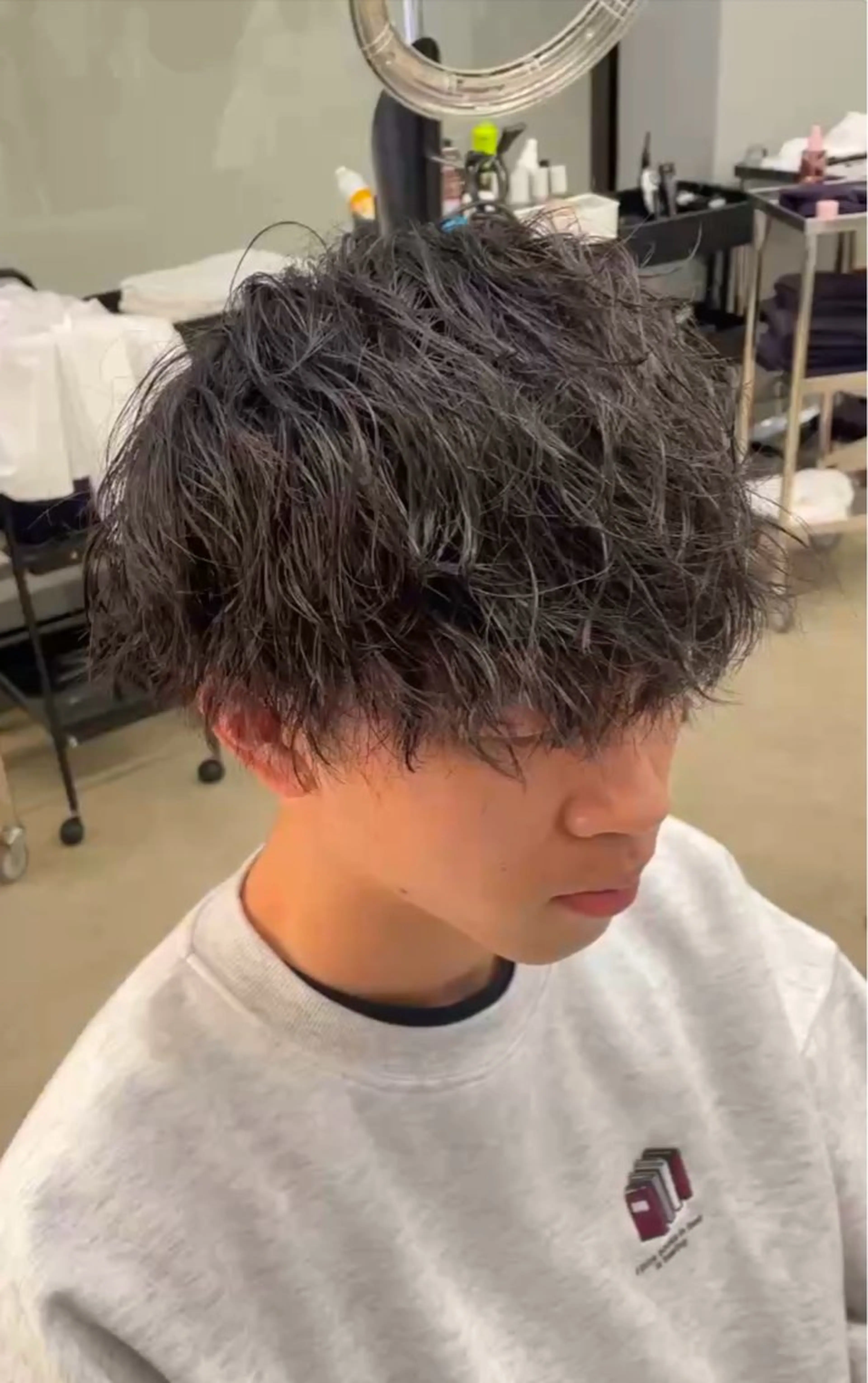 ミディアム パーマ メンズ カット パーマ メンズ専門サロン wokeのヘアスタイル