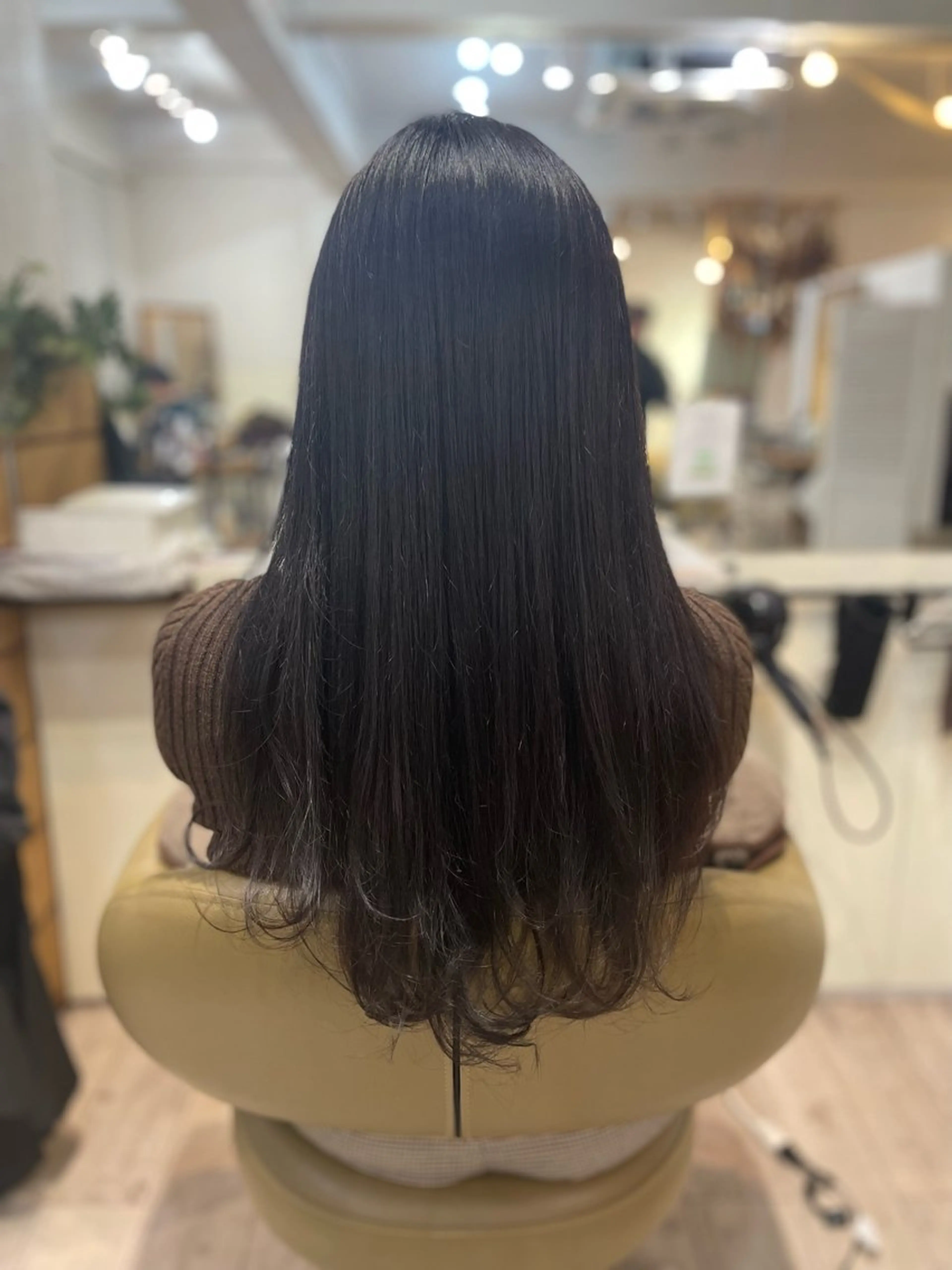 ロング 茅野 あゆ美のヘアスタイル