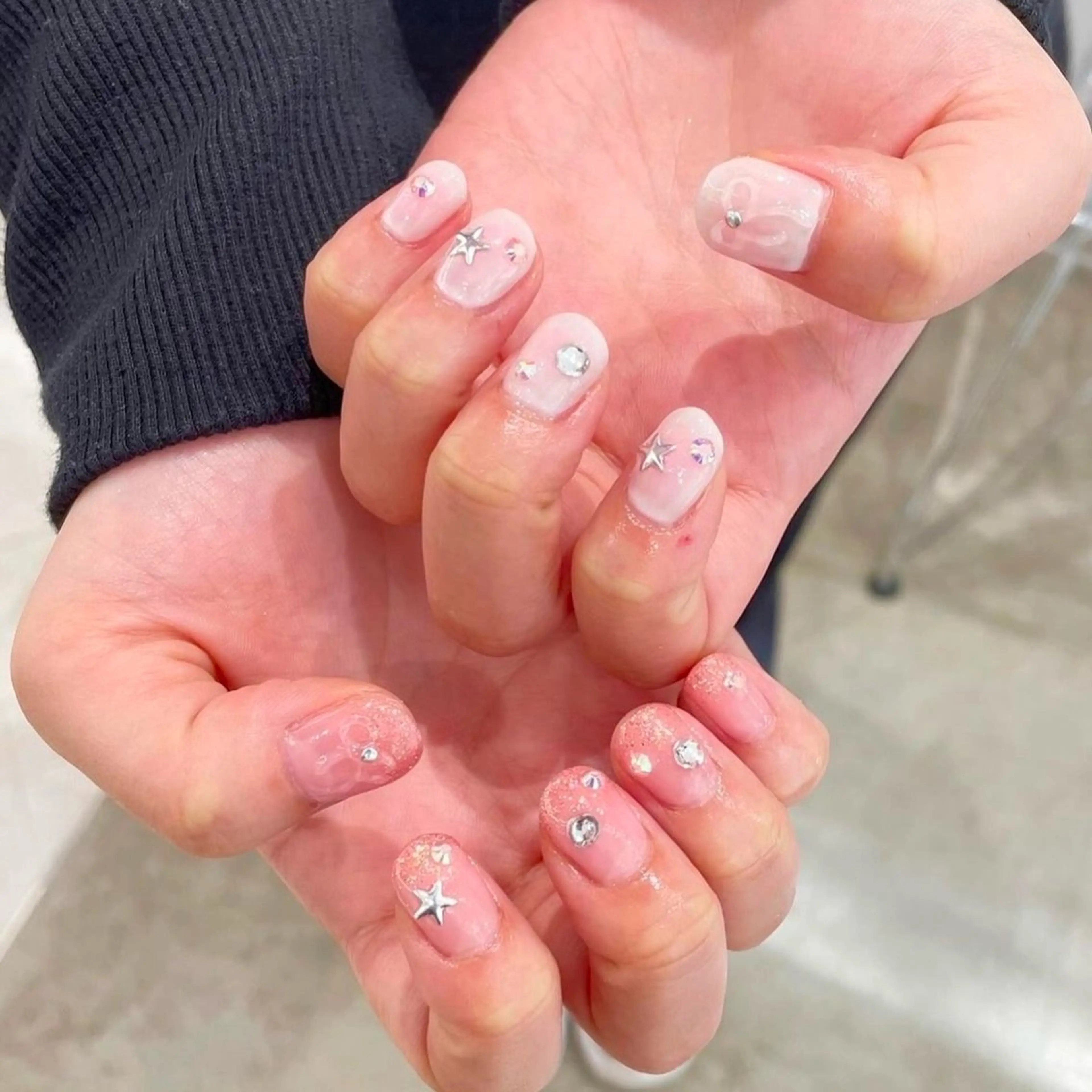 ミディアム カラー パーマ ヘアアレンジ メンズ mona/ ストレートスタイル✨のヘアスタイル