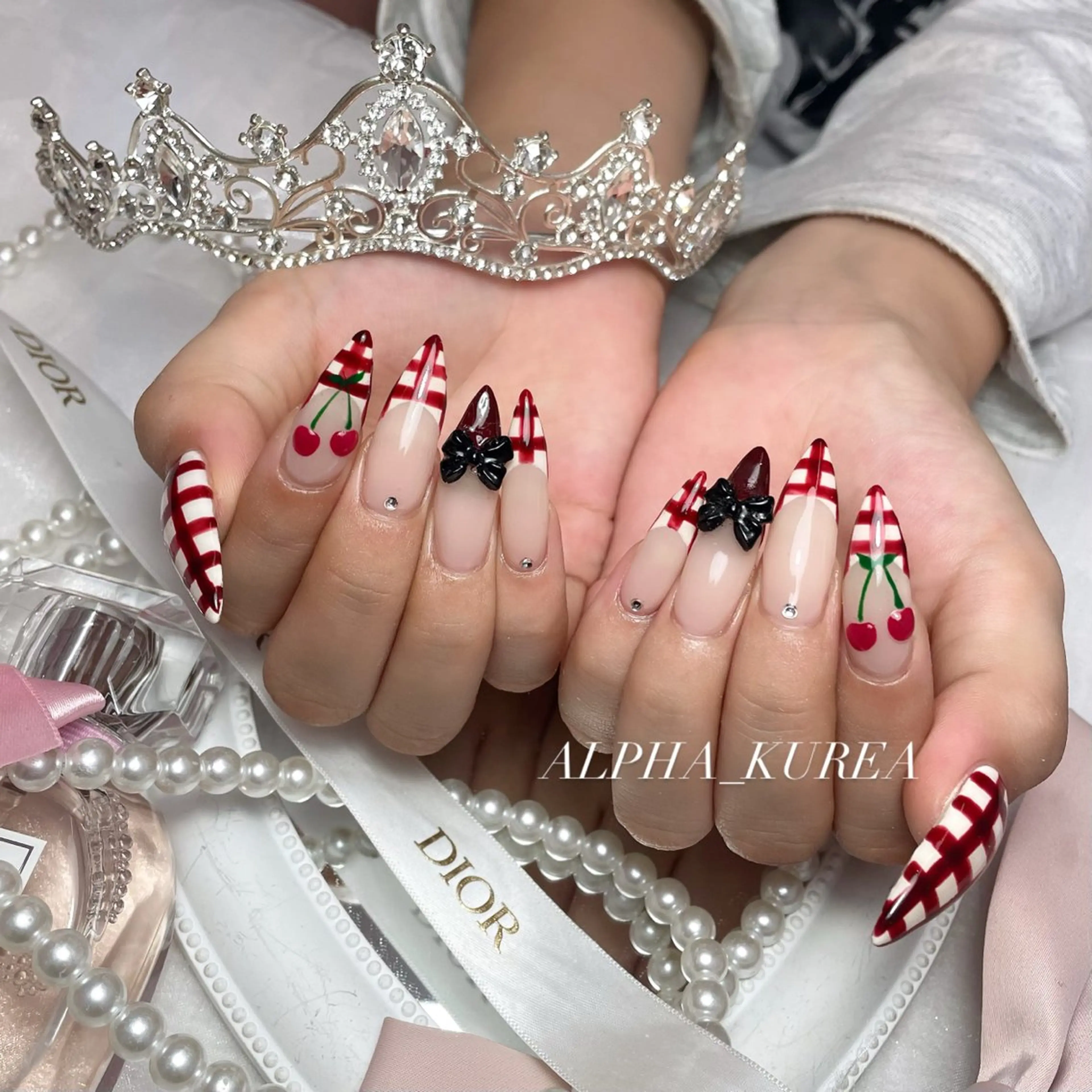 ネイル ALPHA. KUREAのネイルデザイン