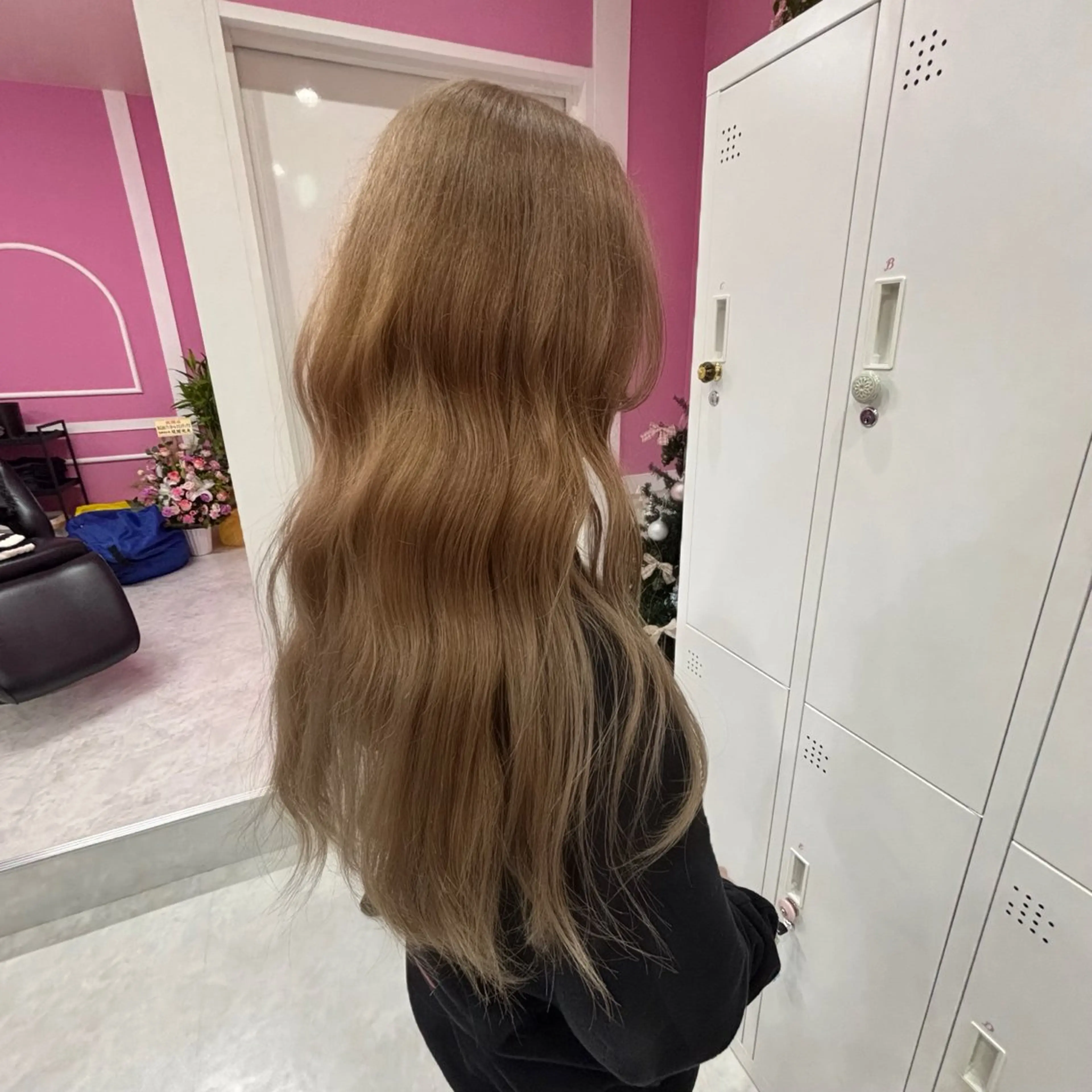 ロング ヘアカラー トリートメント 伊藤 綾のヘアスタイル