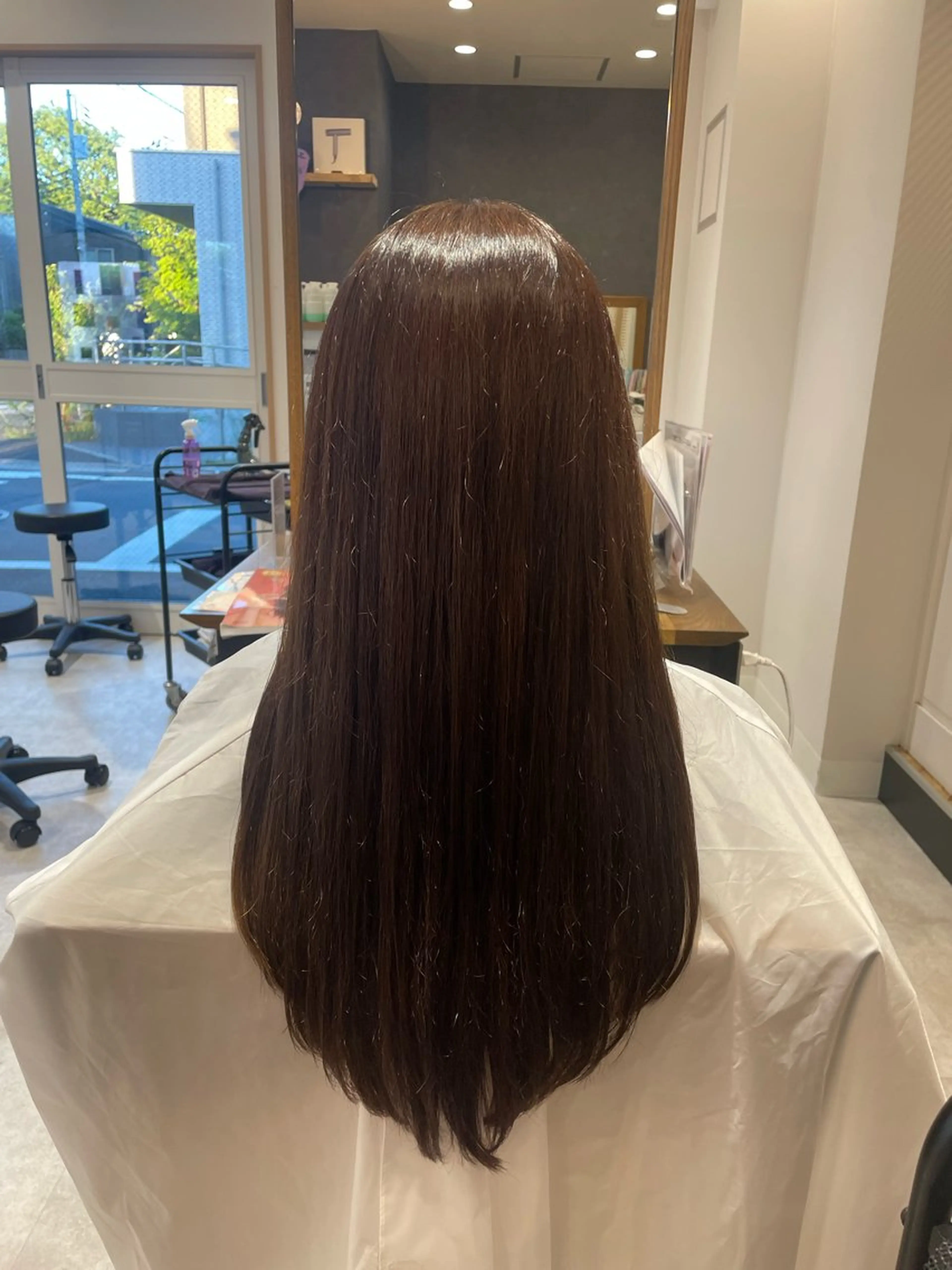 カラー ナルミ ケイスケのヘアスタイル