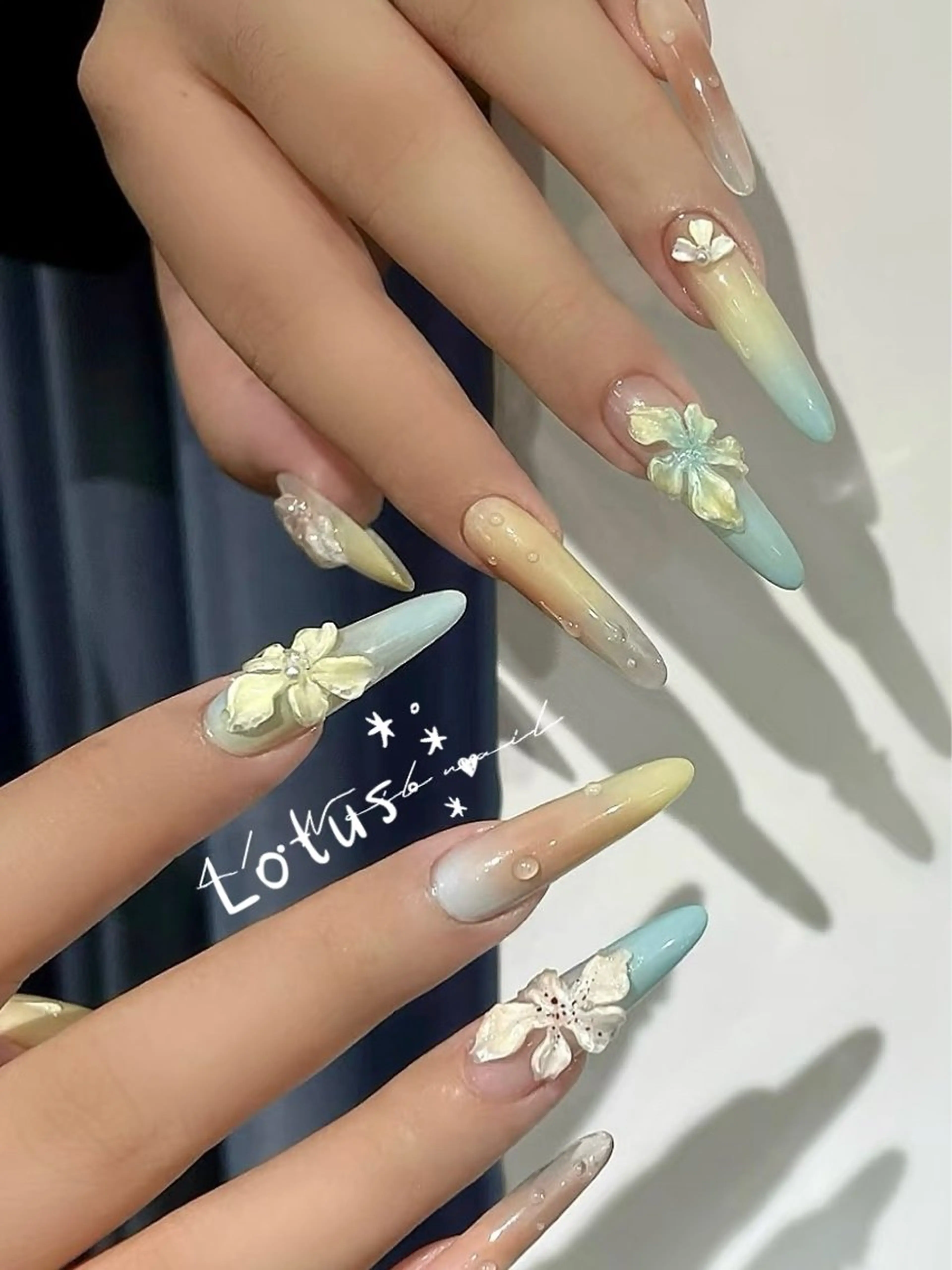 ネイル ハンドネイル ネイルサロン lotusのネイルデザイン