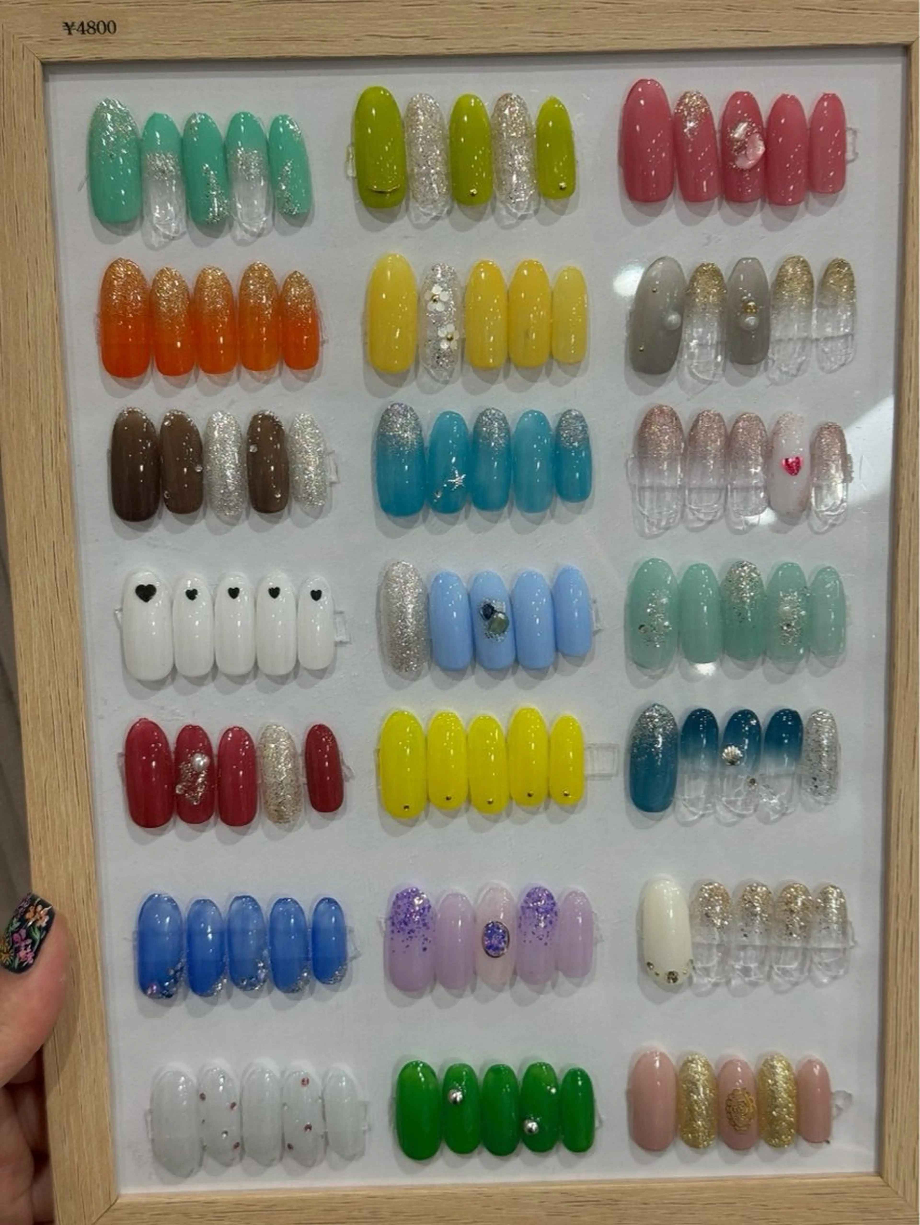 ハンド🖐️シンプルデザイン【オフ無し】💅160色の中から選べます💓の写真