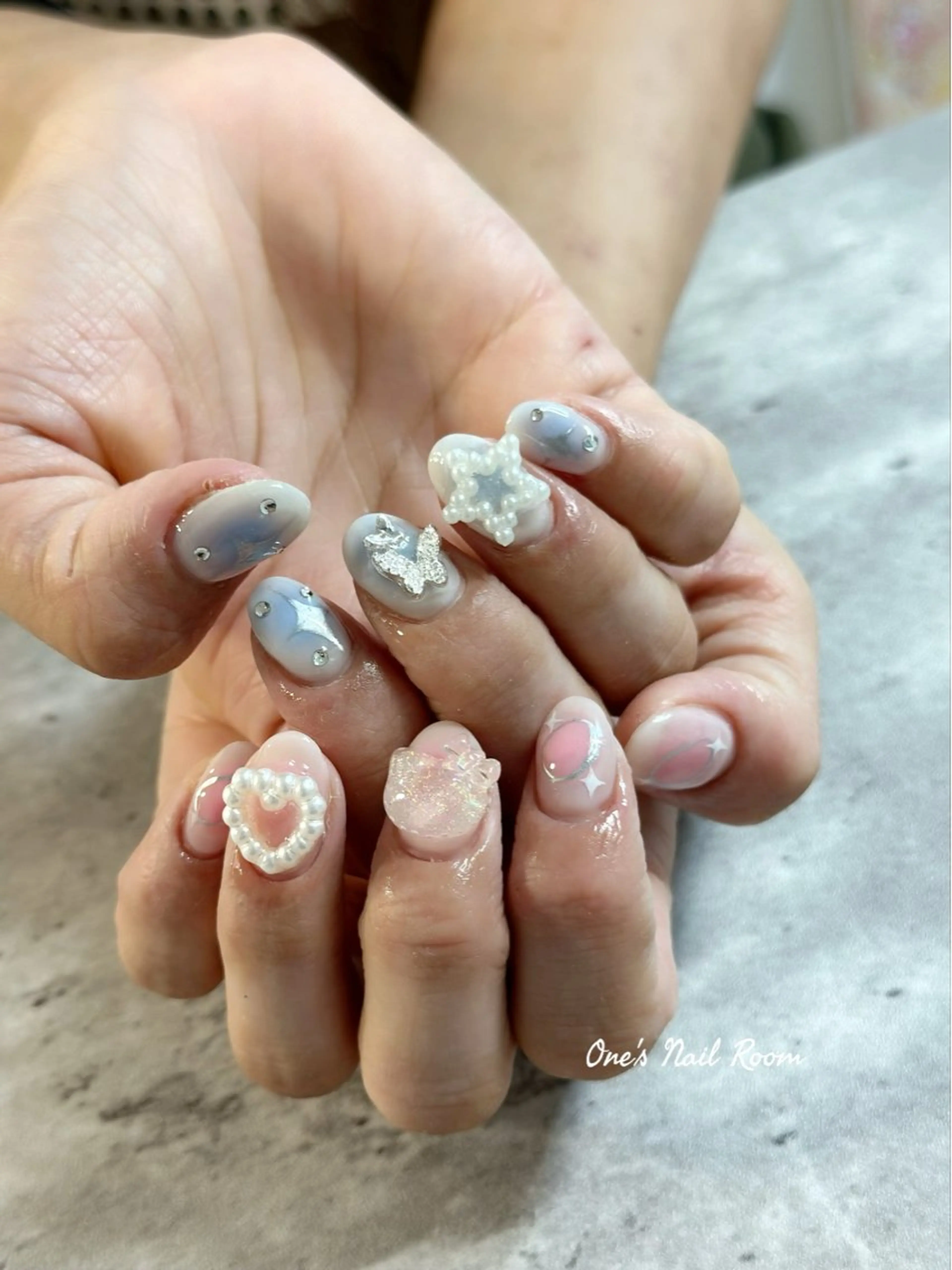 ネイル ハンドネイル One's Nail Roomのネイルデザイン