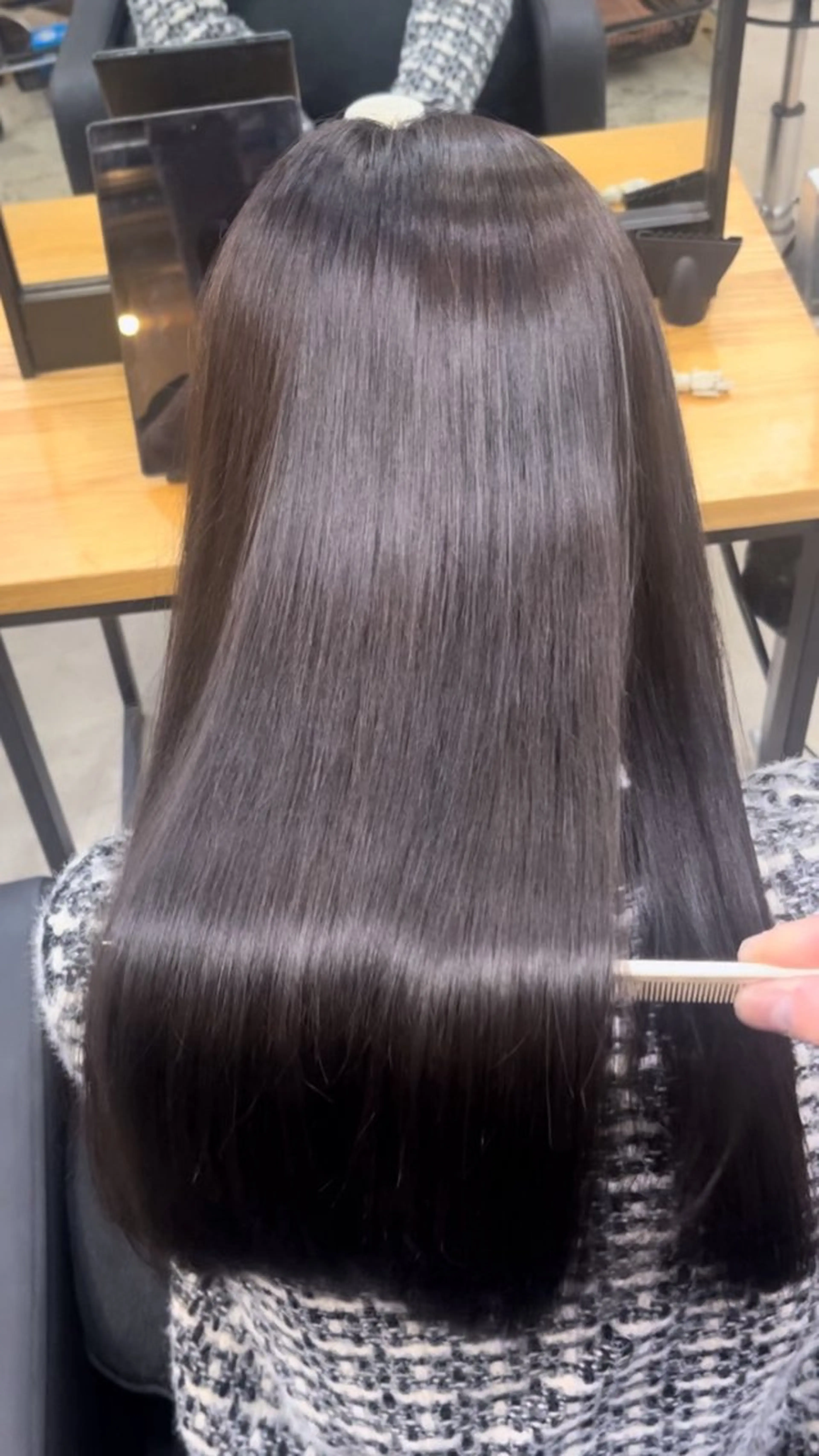 ロング パーマ 縮毛矯正 SIUN所属・とうだだいき ナチュラルレイヤーのヘアスタイル