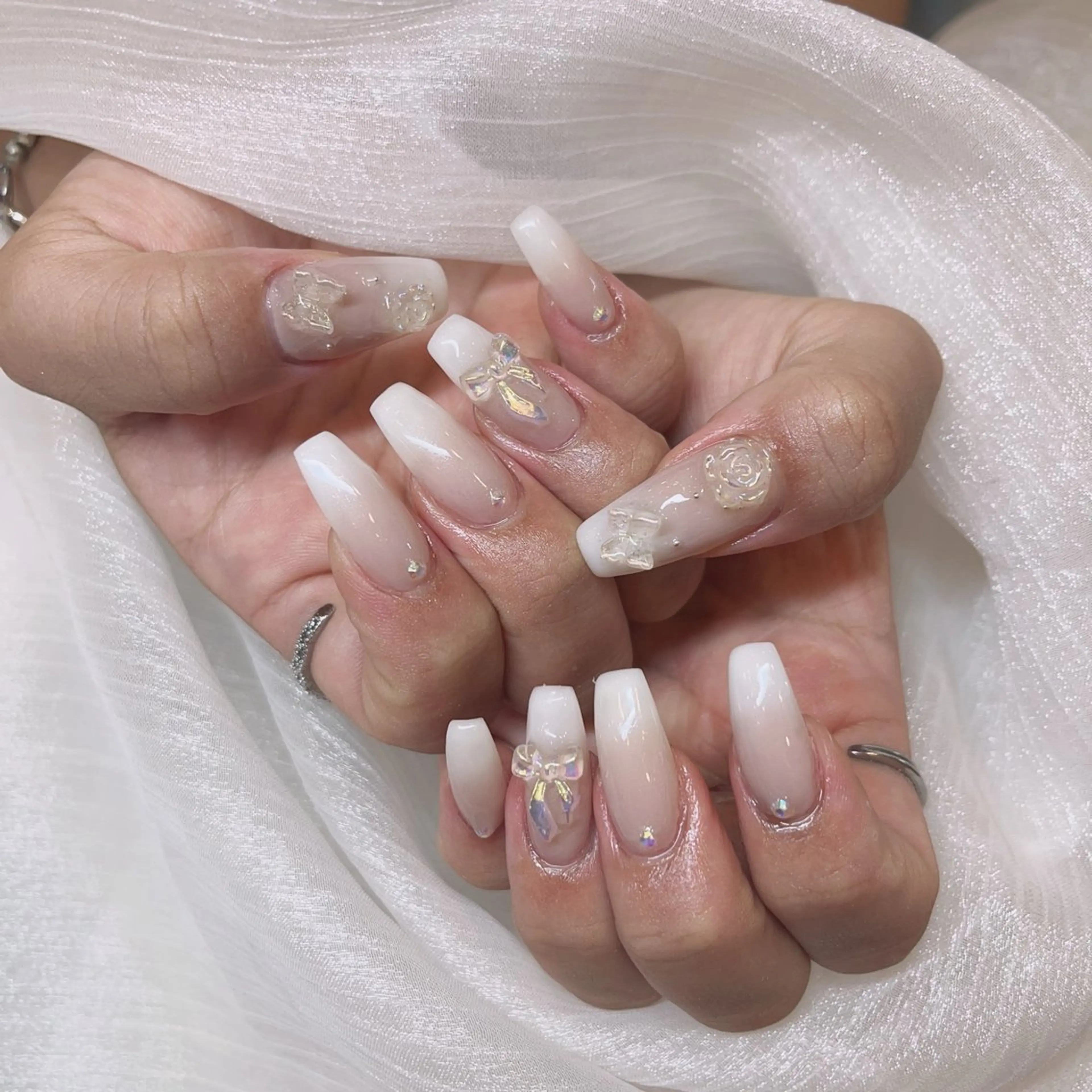 ネイル ハンドネイル ハンドケア COCO ネイルのネイルデザイン