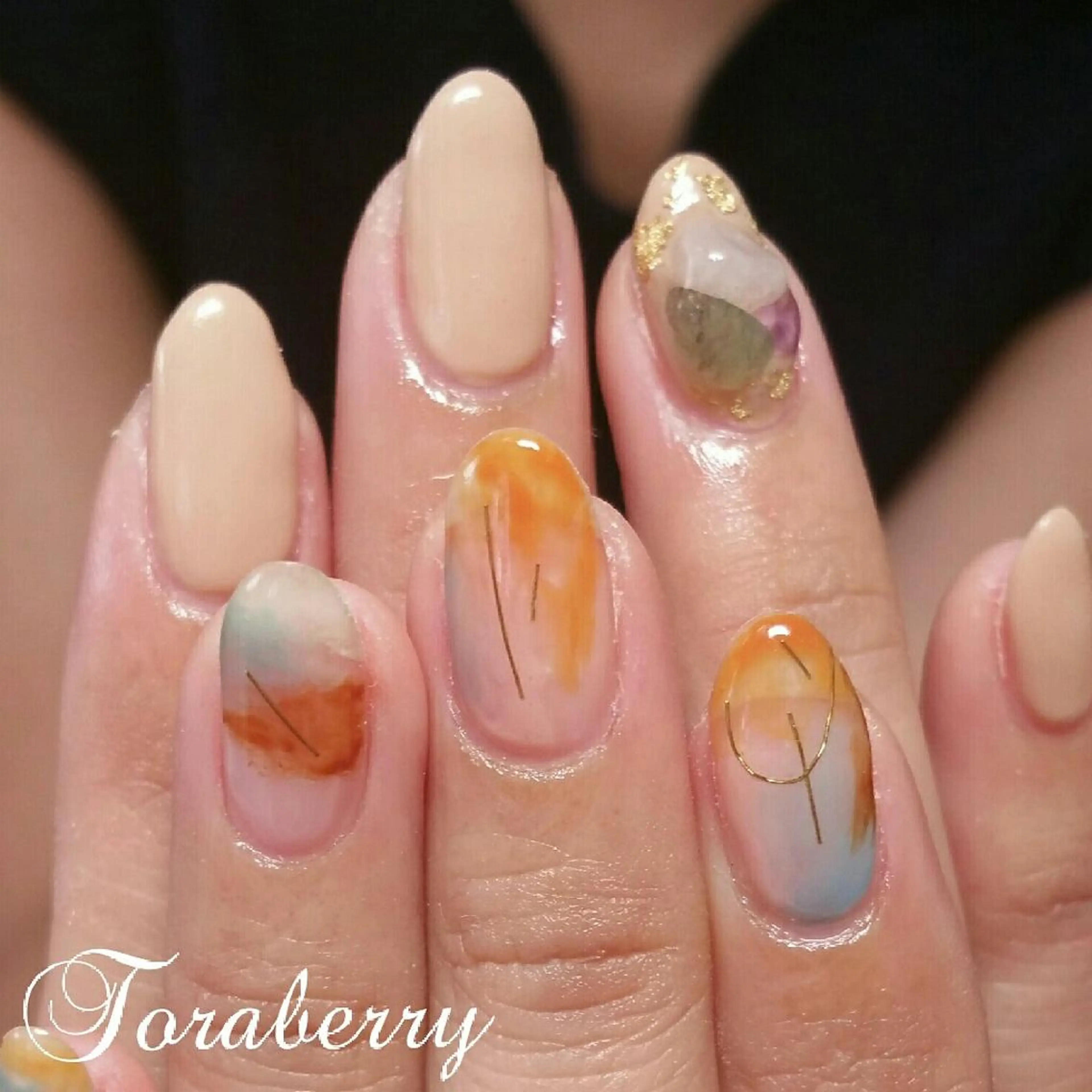 ネイル 持ち込み ニュアンスネイル ハンドネイル ネイリスト なつみのネイルデザイン