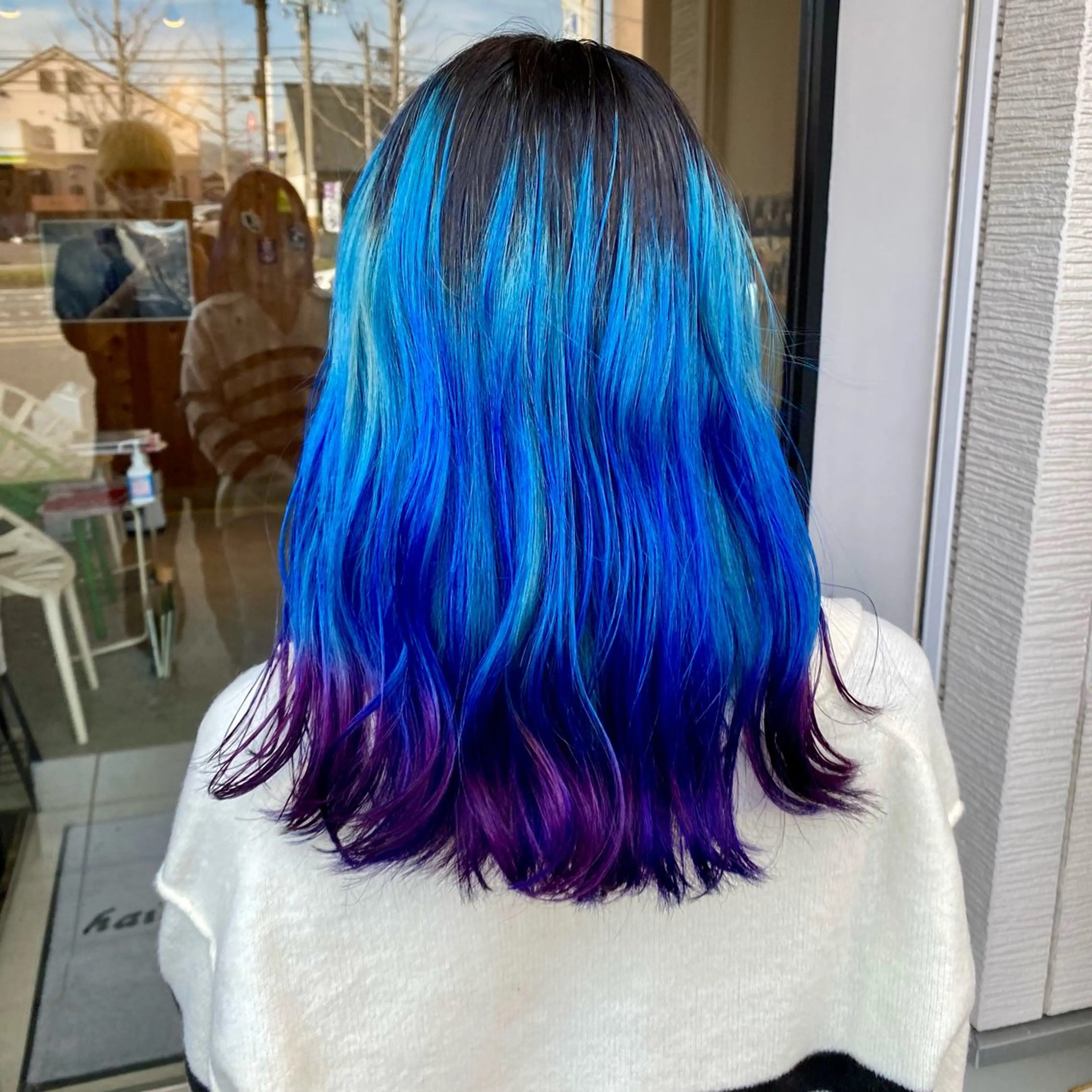 セミロング カラー 惣木 菜穂のヘアスタイル