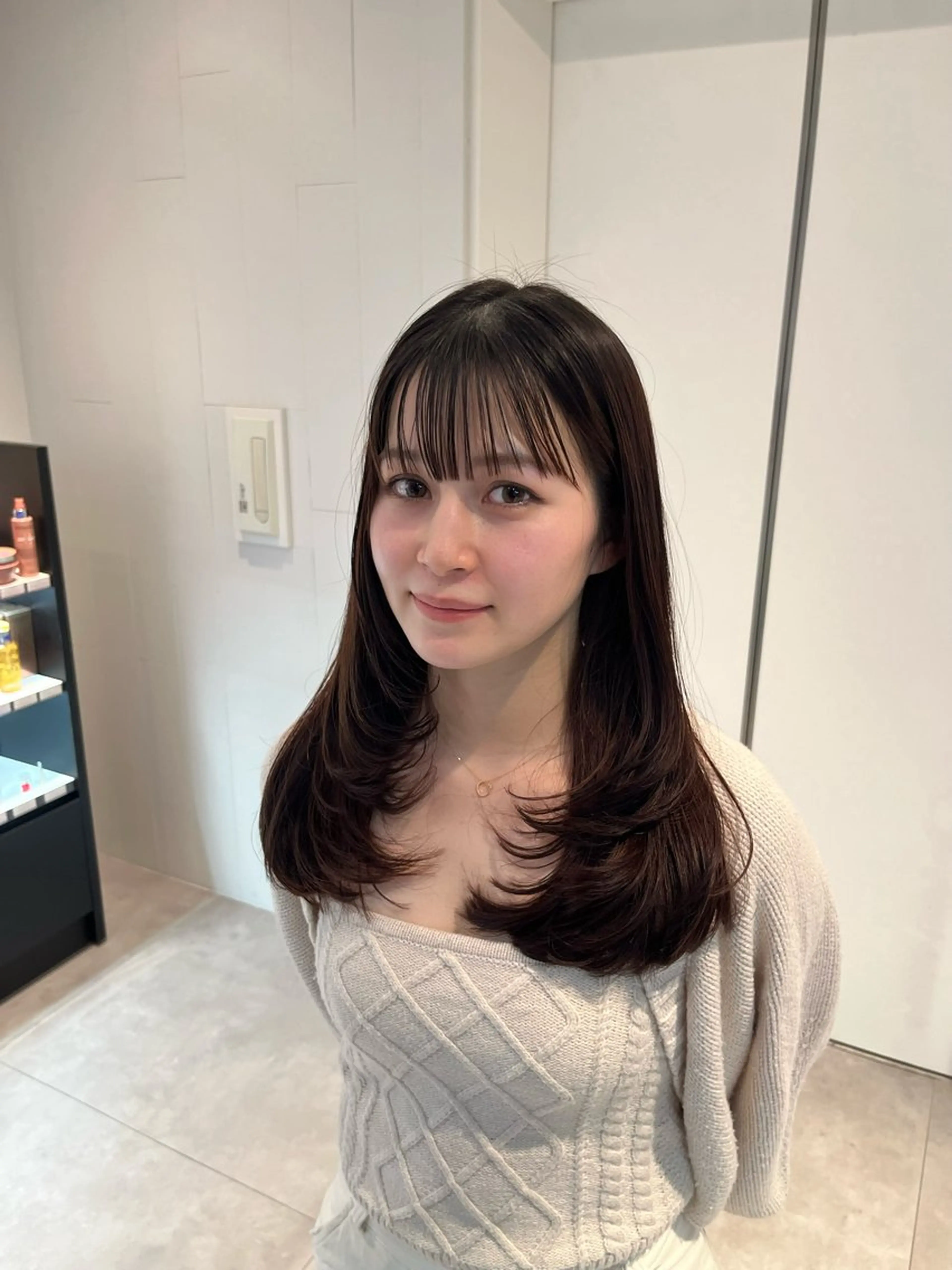 ロング カラー VALETTE+銀座所属・岡藤 里菜のヘアスタイル