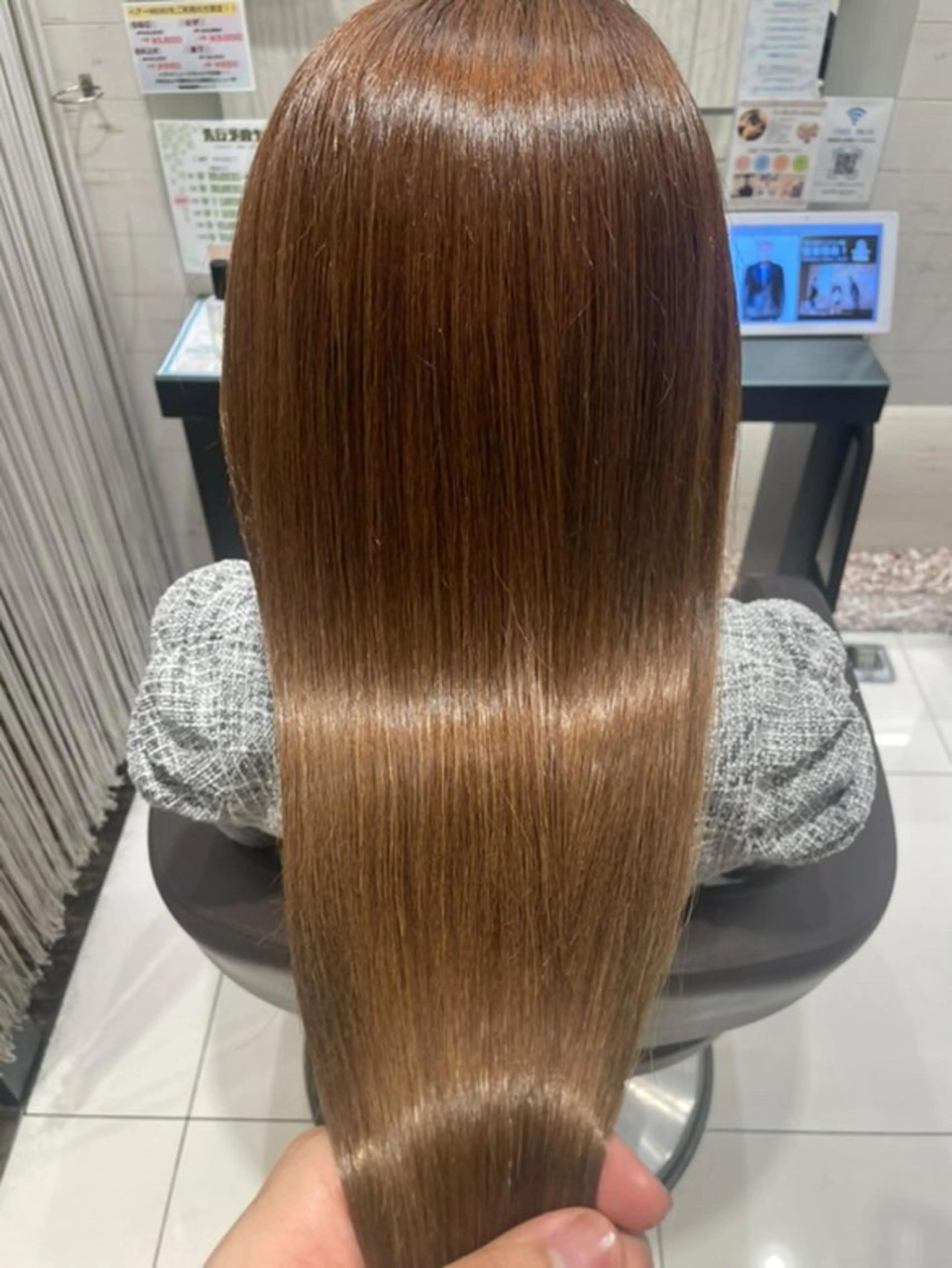 ロング カット 縮毛矯正 トリートメント EARTH 山﨑龍馬のヘアスタイル