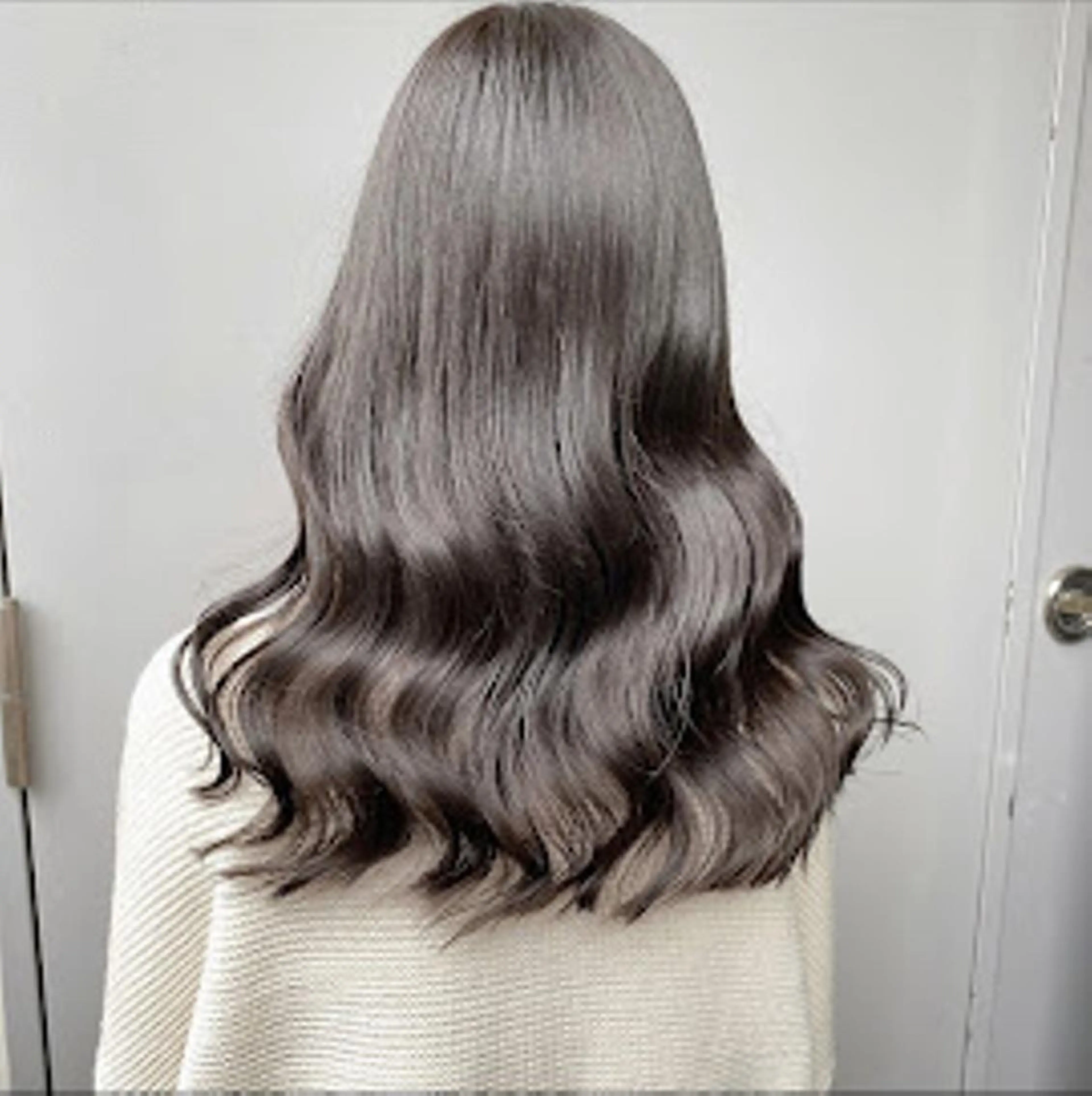 カラー official TUNE銀座🪞🪽のヘアスタイル