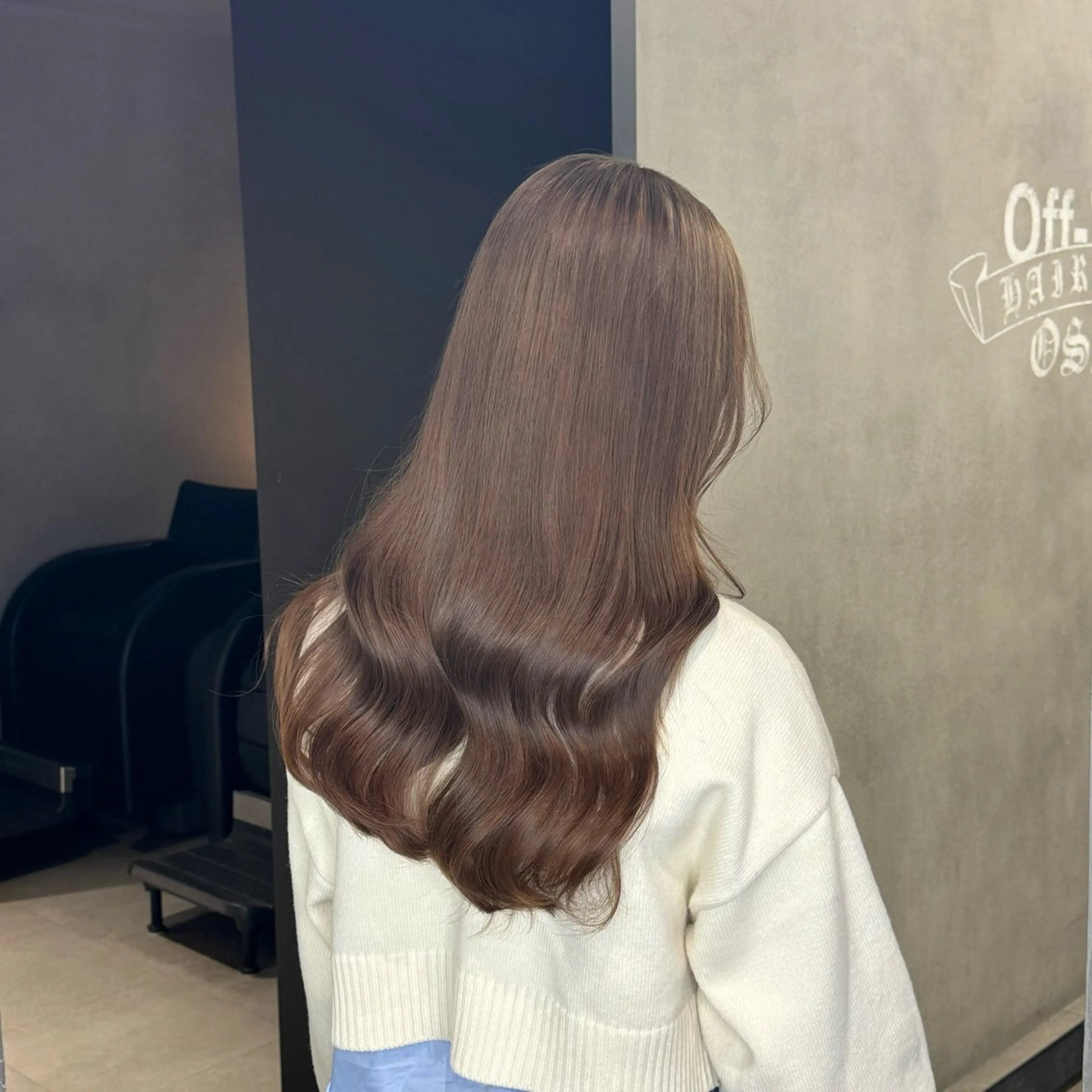 カラー ヘアカラー オフホワイト大阪店（off white）所属・LENA🎀 ハイトーン/エクステのヘアスタイル