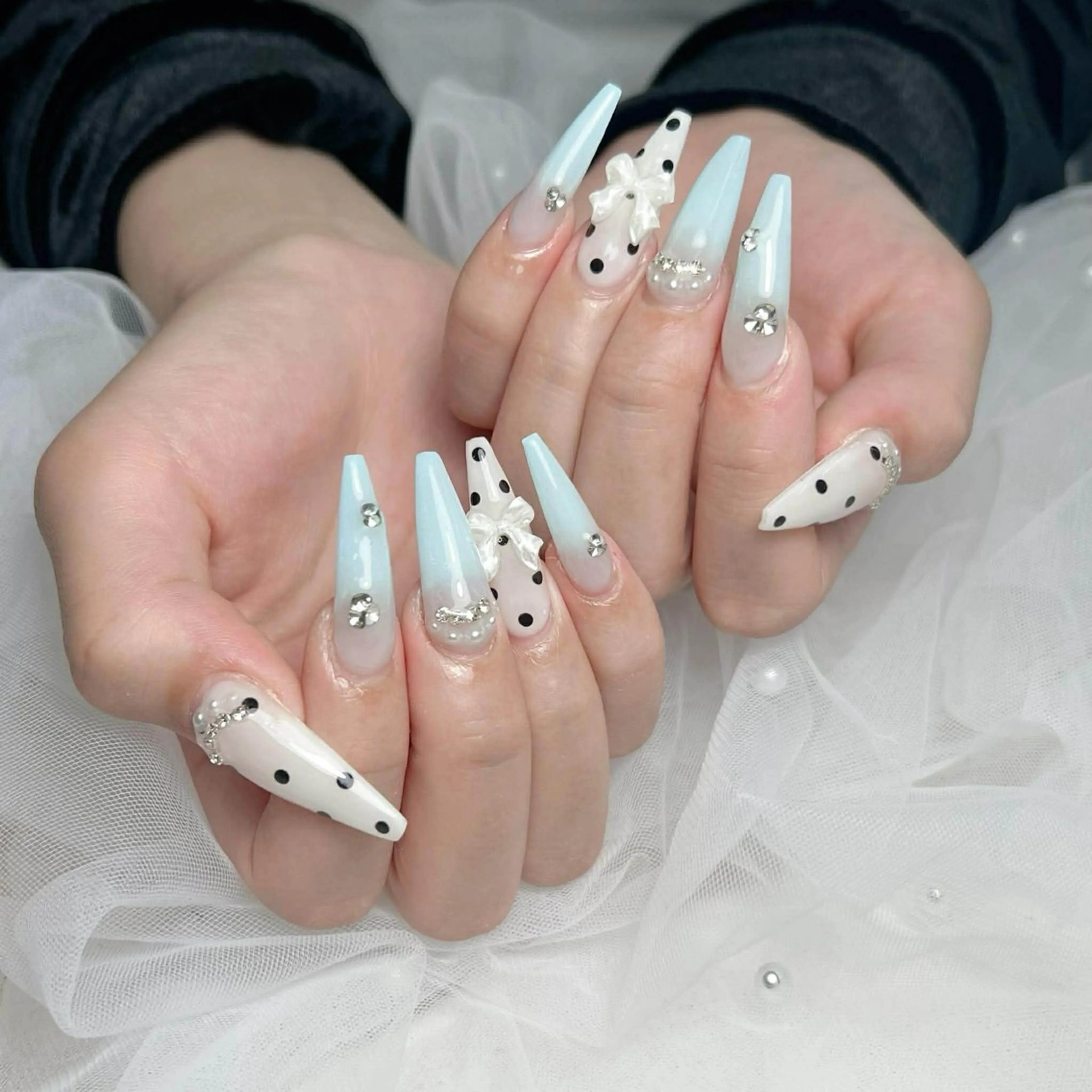 ネイル アートネイル オーロラネイル ブラウン ジェルネイル グラデーション ハンドネイル ハンドケア Nova Nailのネイルデザイン