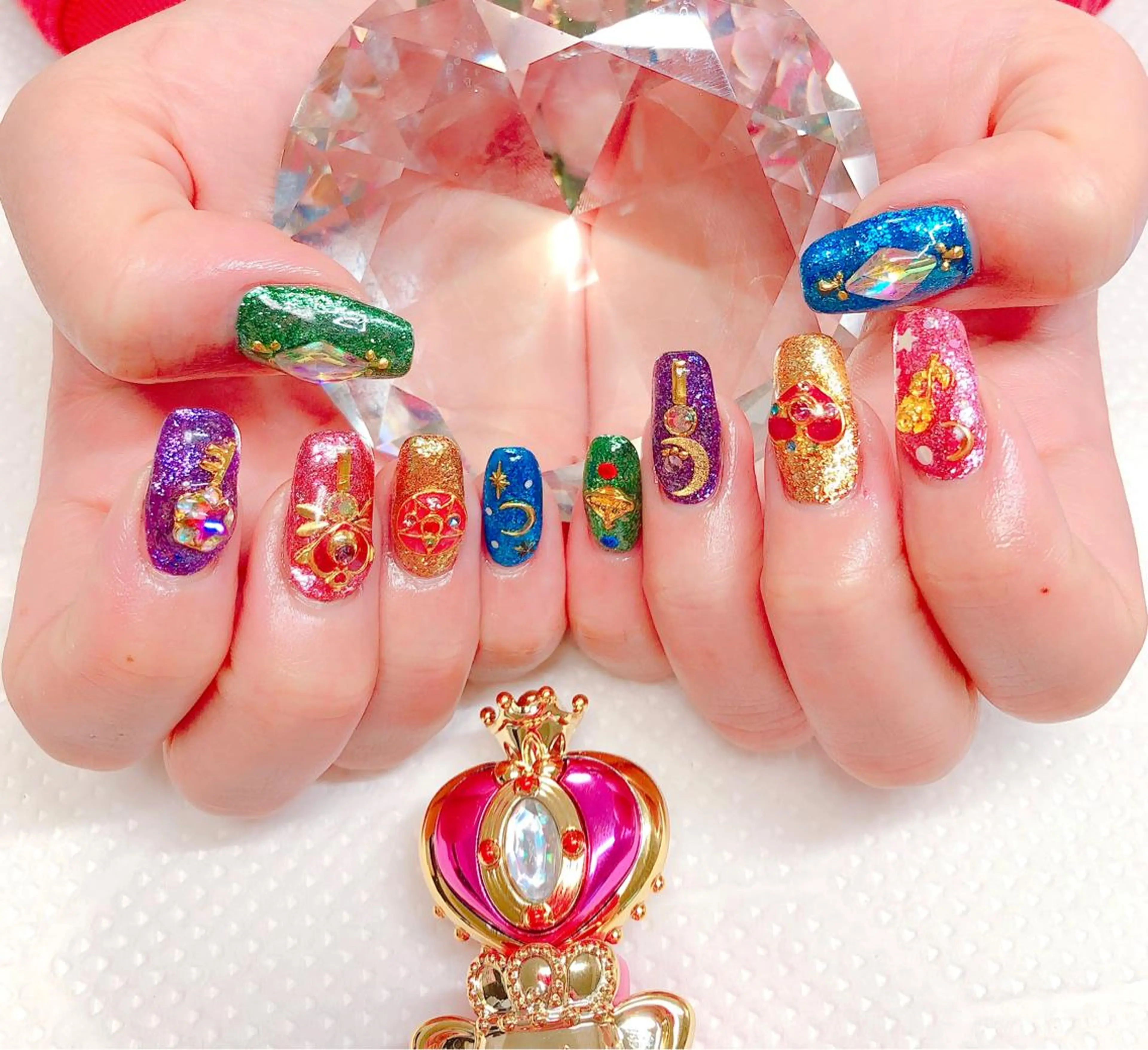 ネイル CROWN プライベートサロンのネイルデザイン