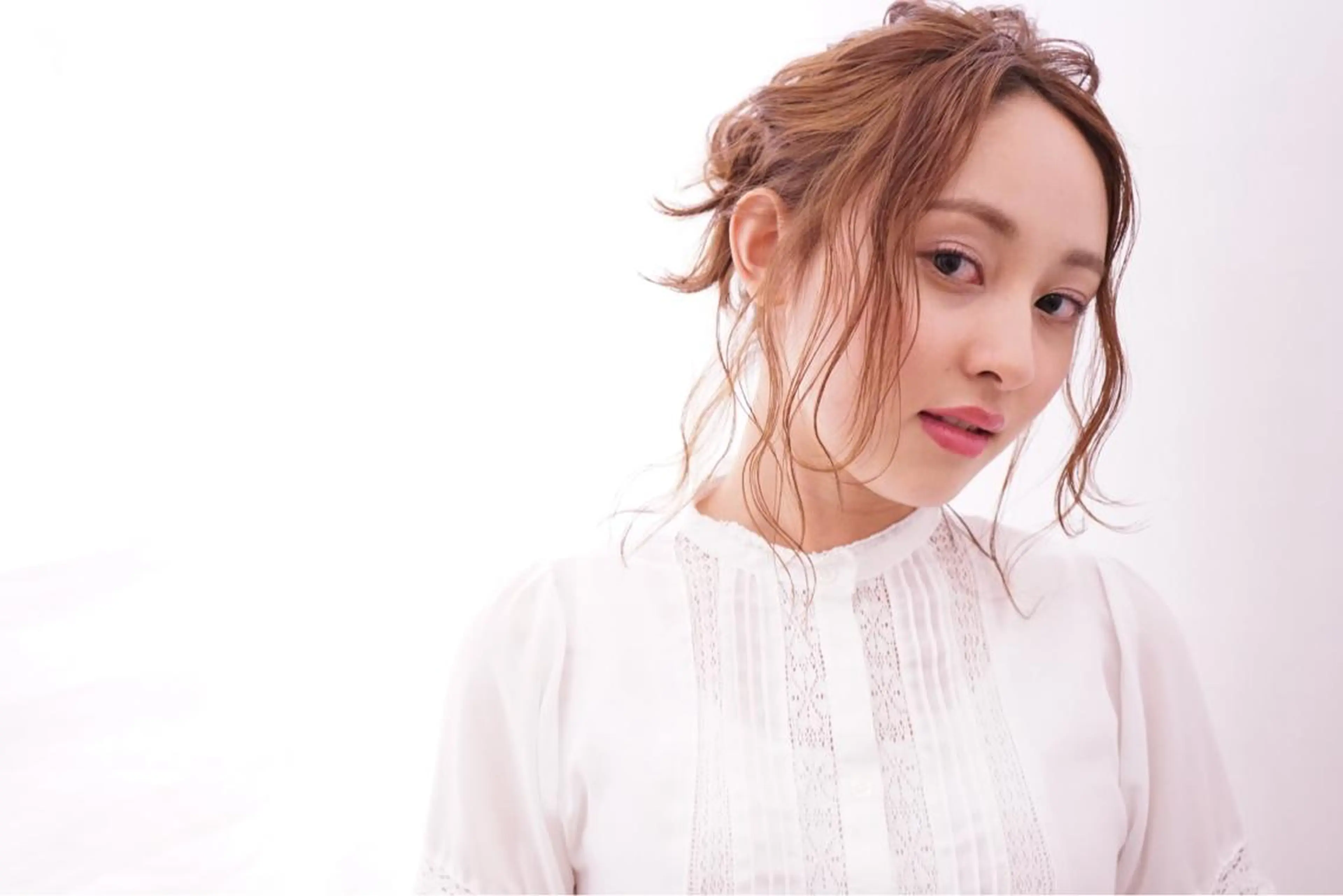 セミロング カラー パーマ ヘアアレンジ カット ヘアカラー パーマ 可愛いを作る神 ナオヒロのヘアスタイル