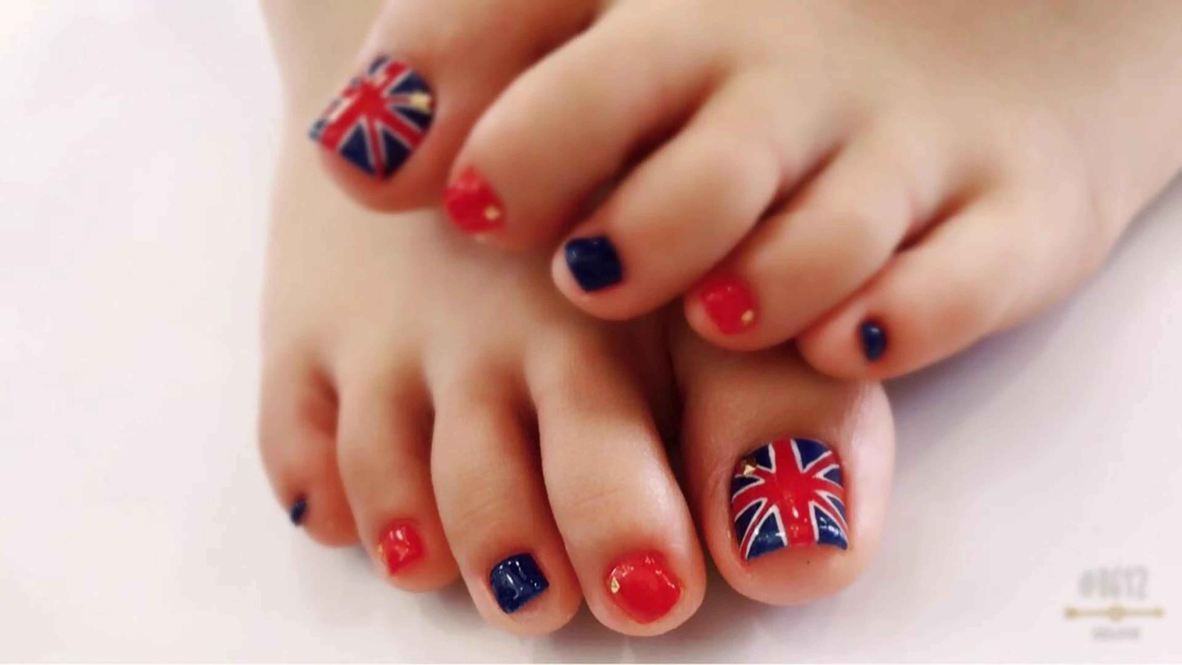 ネイル Aim* 深爪・自爪育成専門店のネイルデザイン