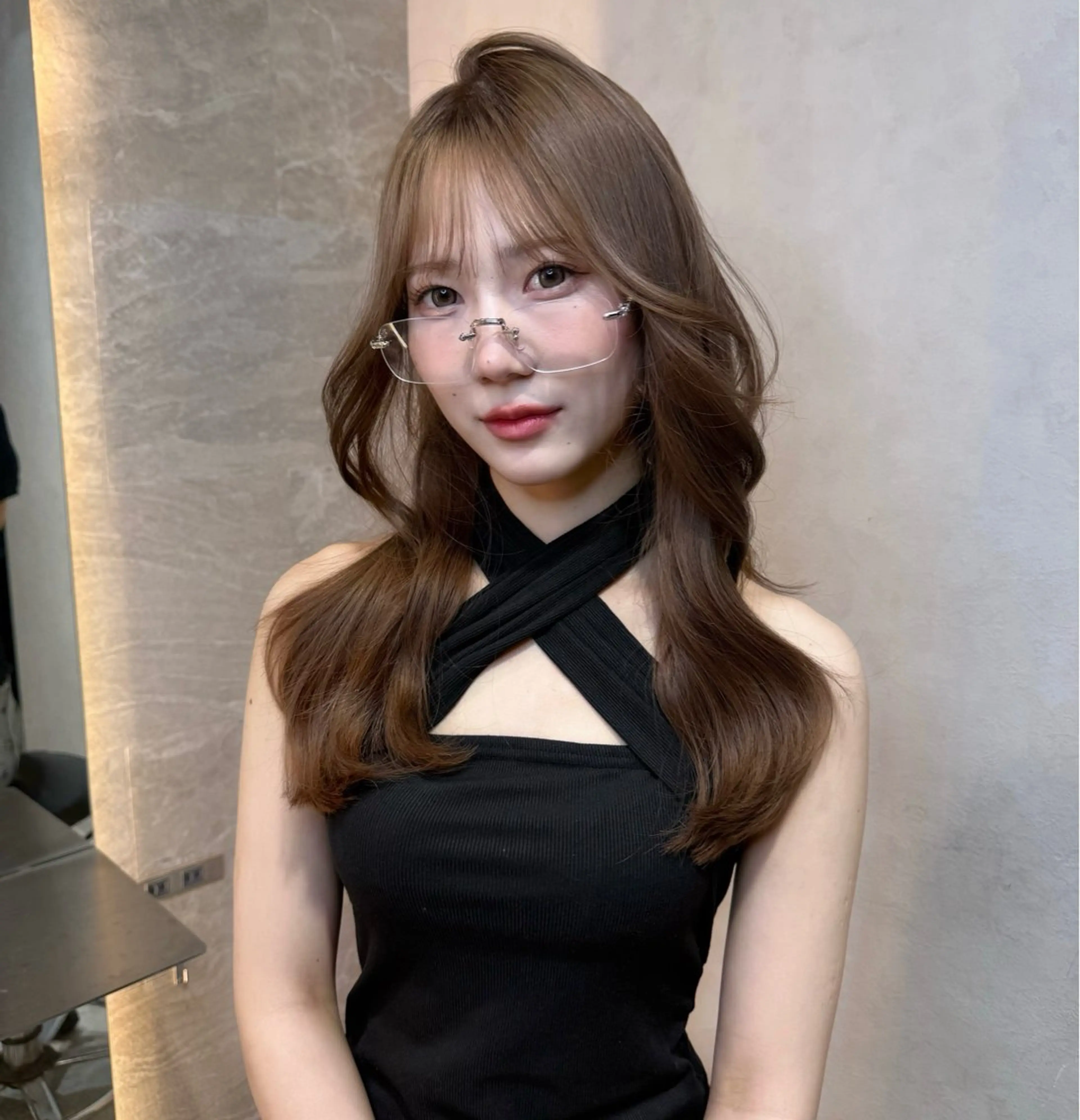 セミロング Londrouge所属・韓国ヘア／レイヤー/ 顔周り/Harunaのヘアスタイル