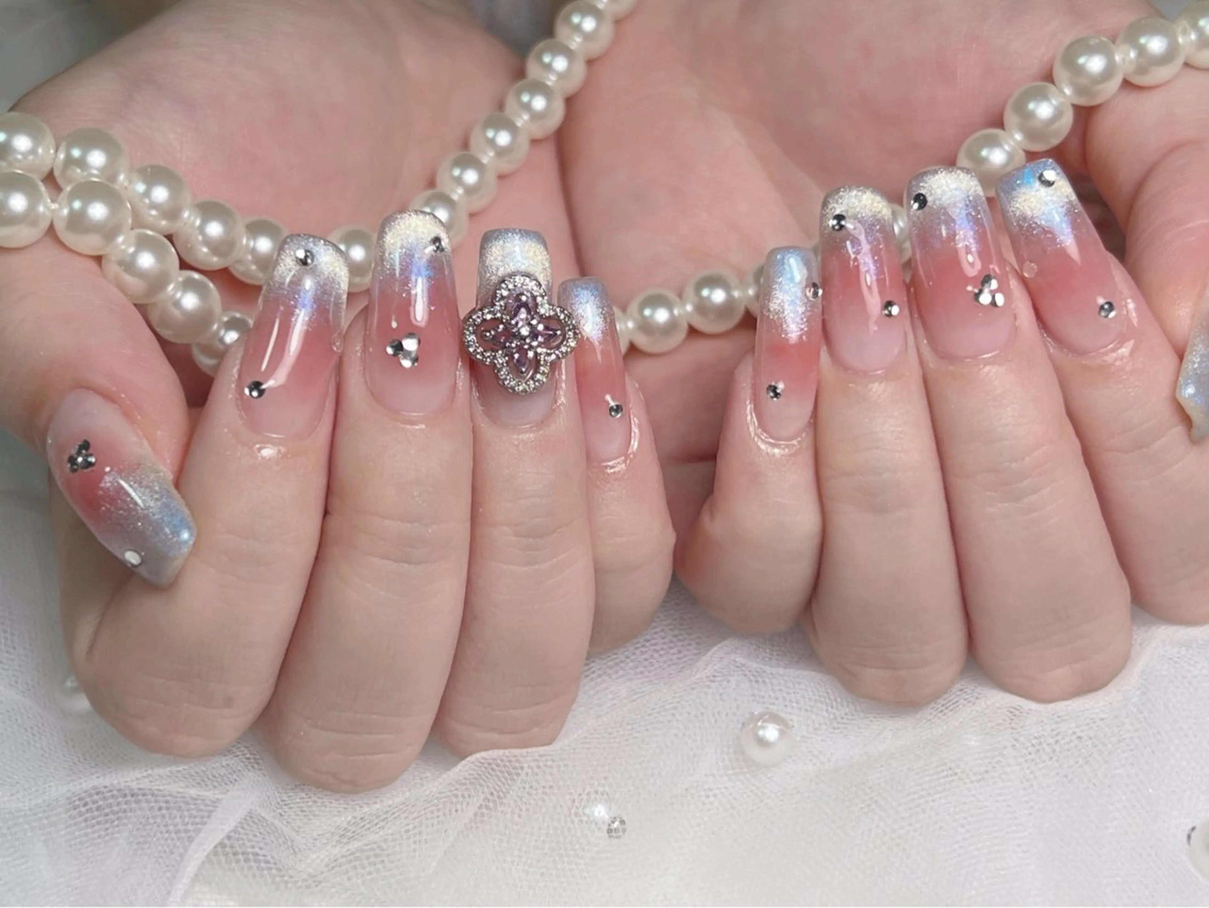 ネイル lucky nail 歌舞伎町のネイルデザイン