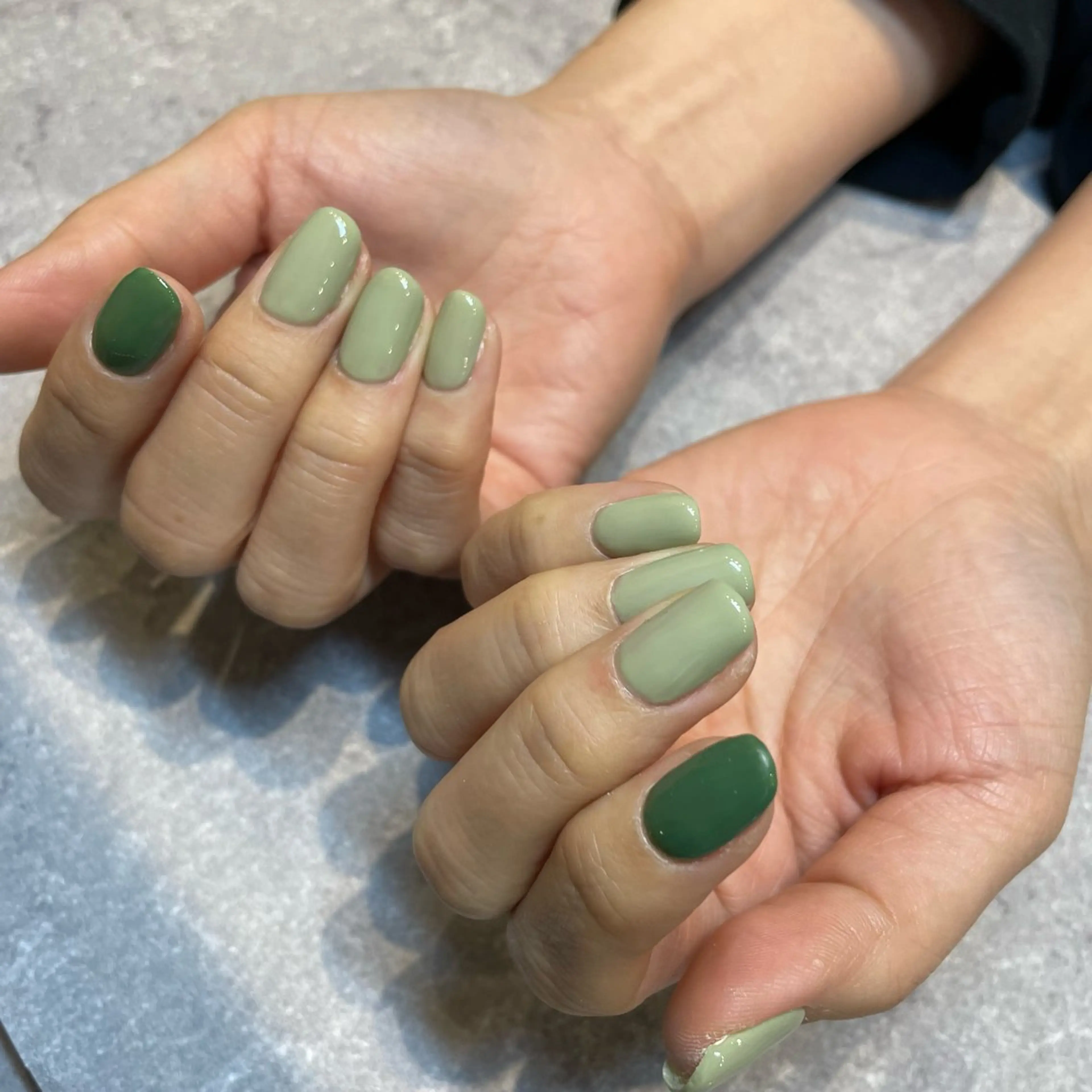 ネイル グリーン petit所属・Saaya🫧 _petitのネイルデザイン