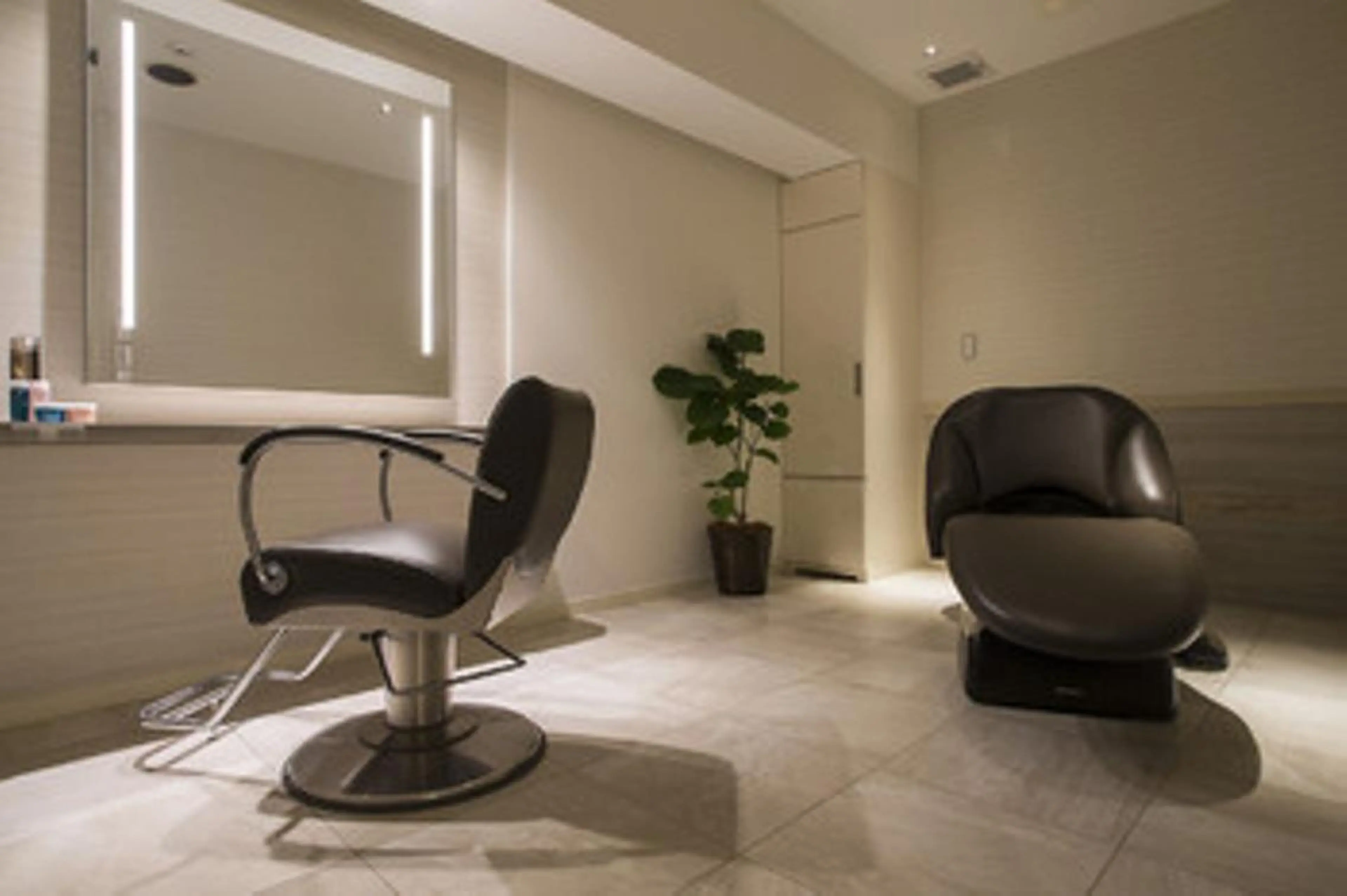 💎耳ツボジュエリー ×銀座美容室💎のヘアスタイル