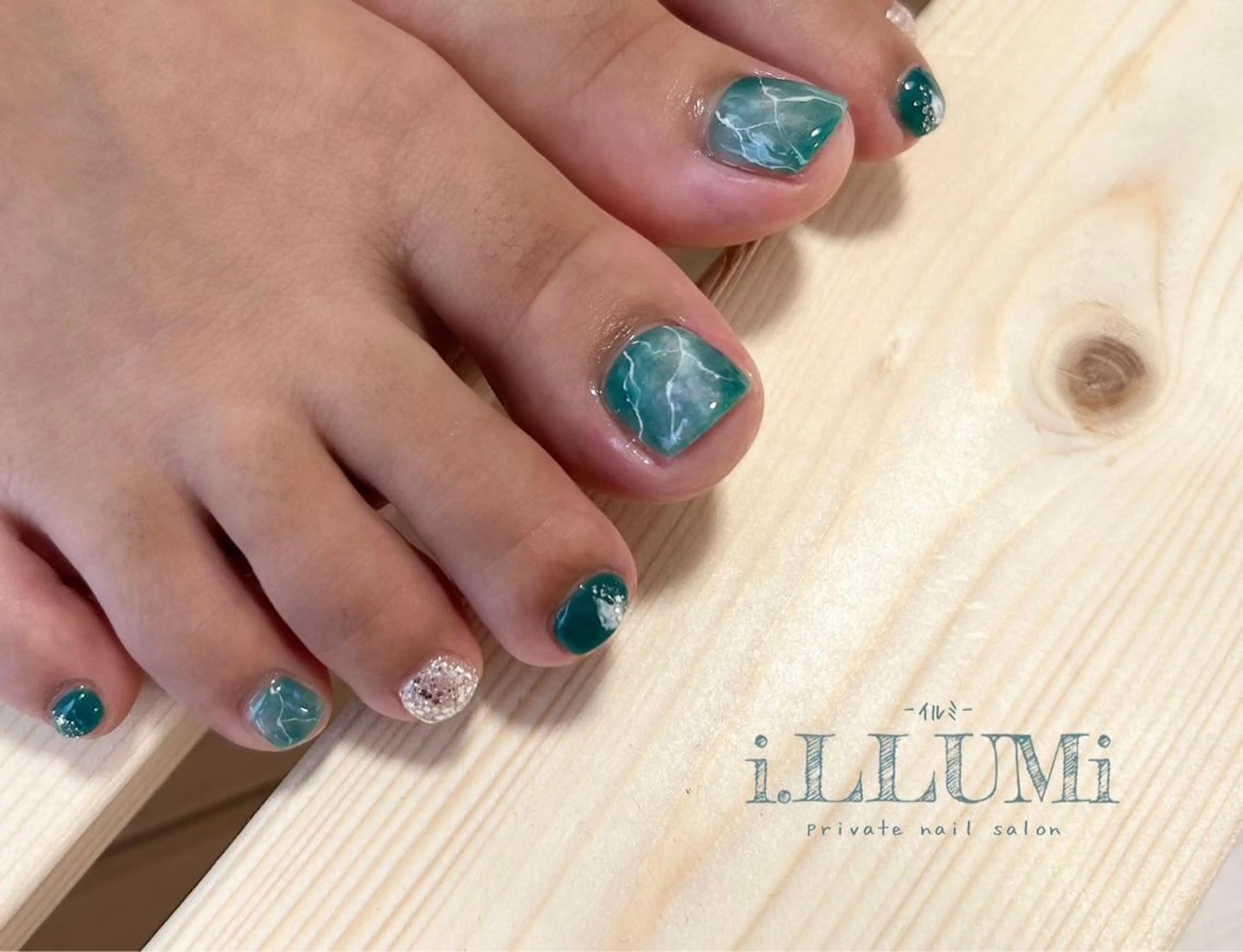 ネイル フットネイル 持ち込み private  nail salon i.LLUMi所属・i.LLUMi nailのネイルデザイン