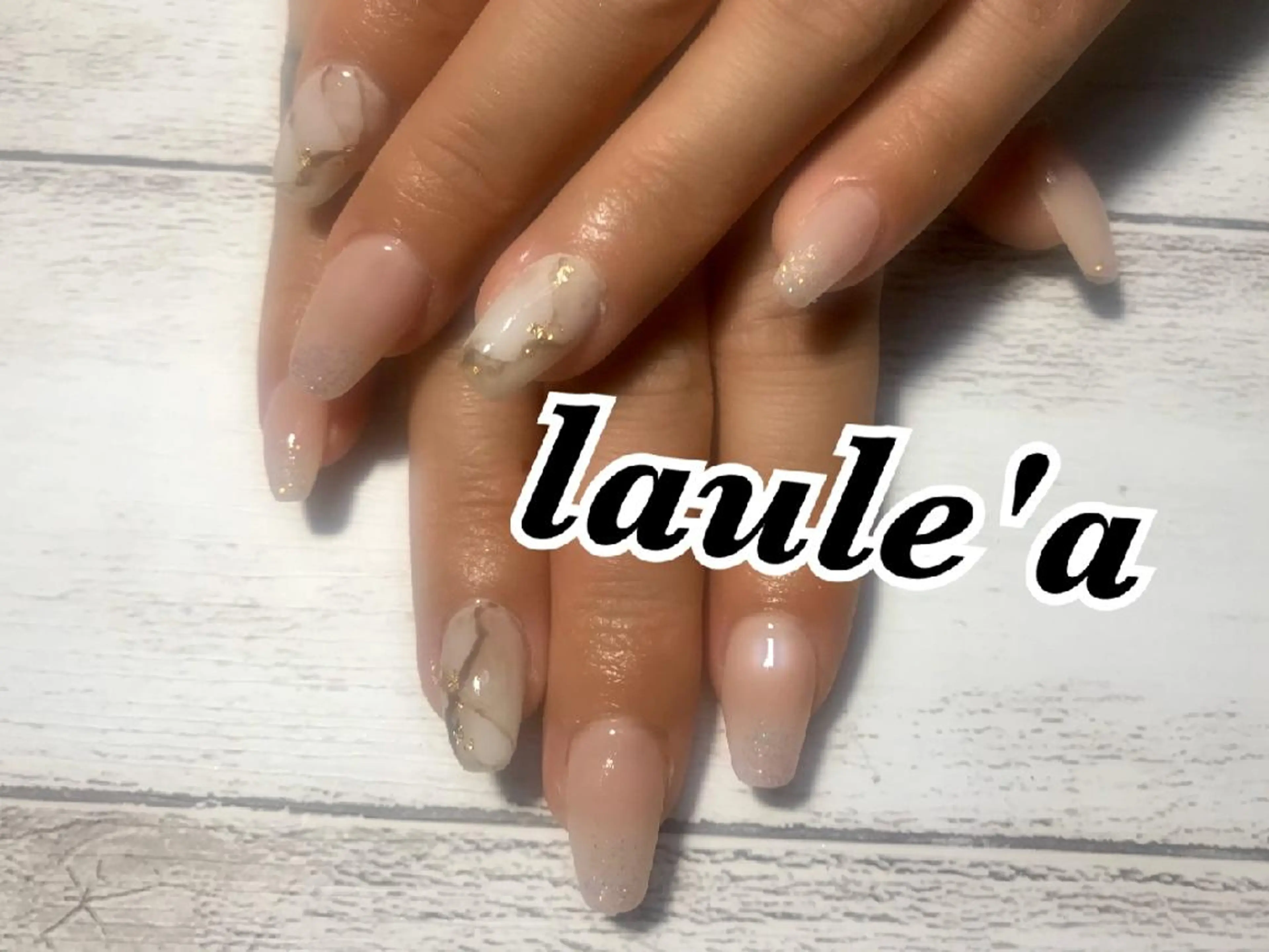 ネイル Rグループ felizのネイルデザイン