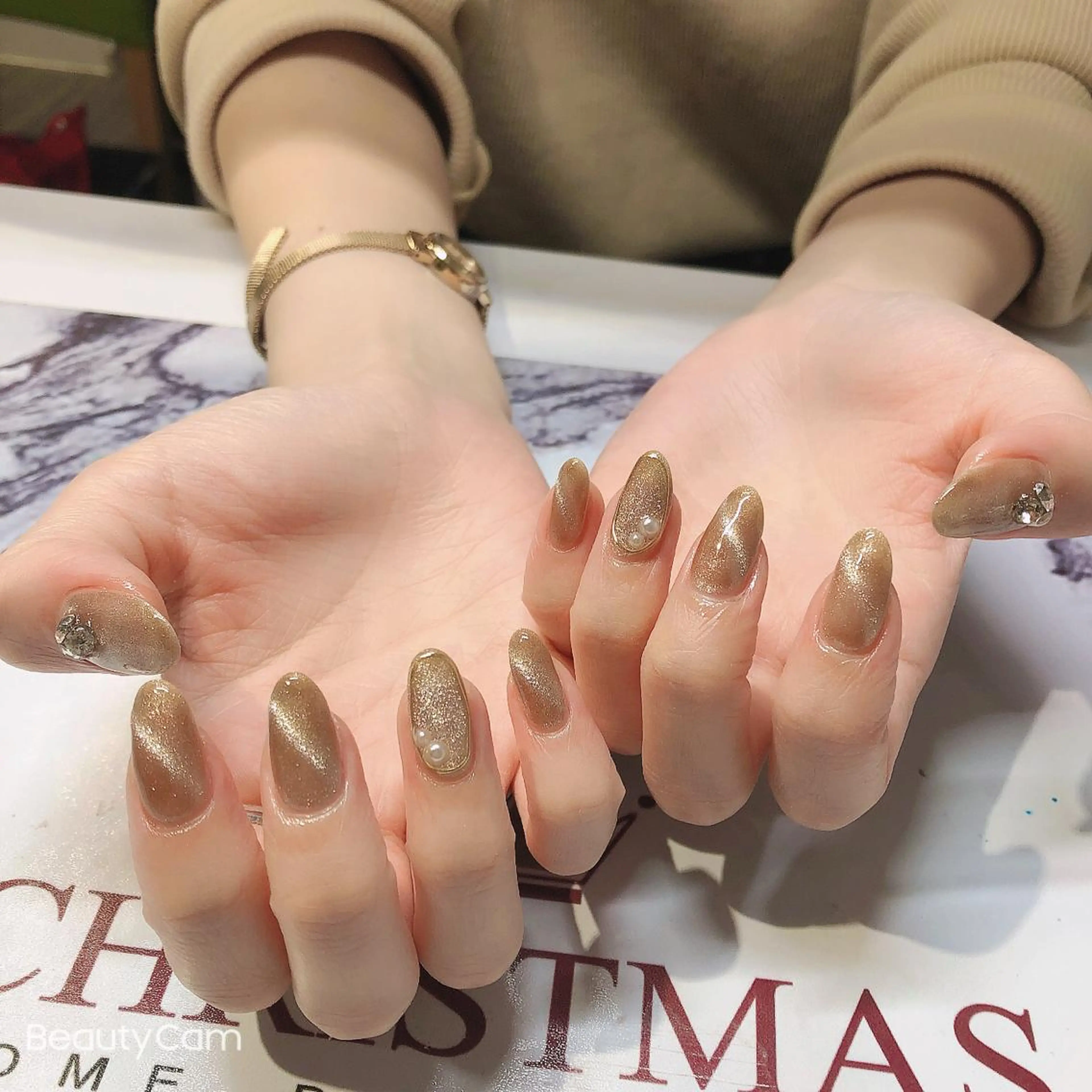 ネイル Guarendo錦糸町店所属・ガレンドウ 白澤 愛子のネイルデザイン