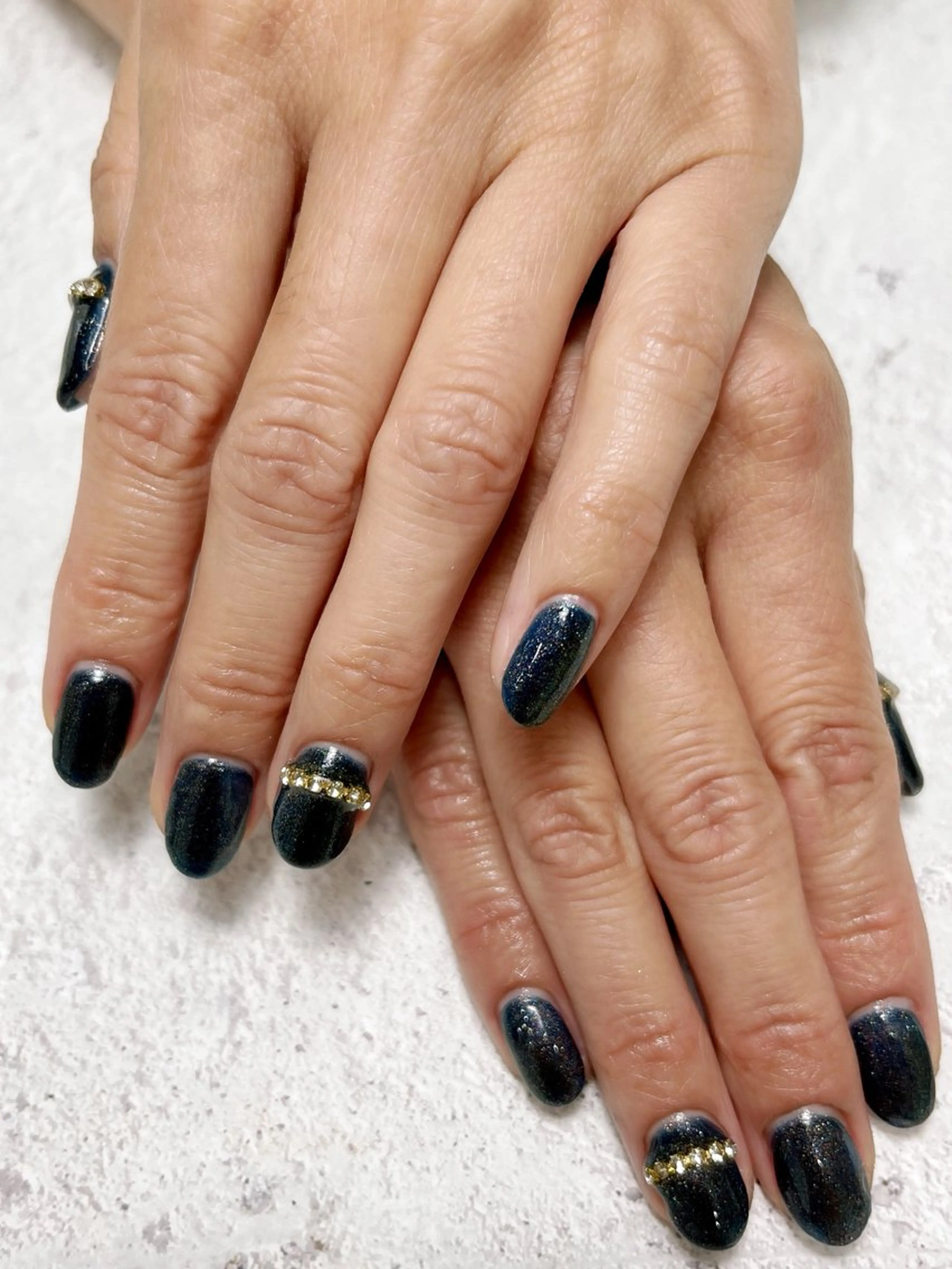 ネイル ERFOLG　GINZA横浜駅店所属・ERFOLG横浜店 石橋しのぶのネイルデザイン