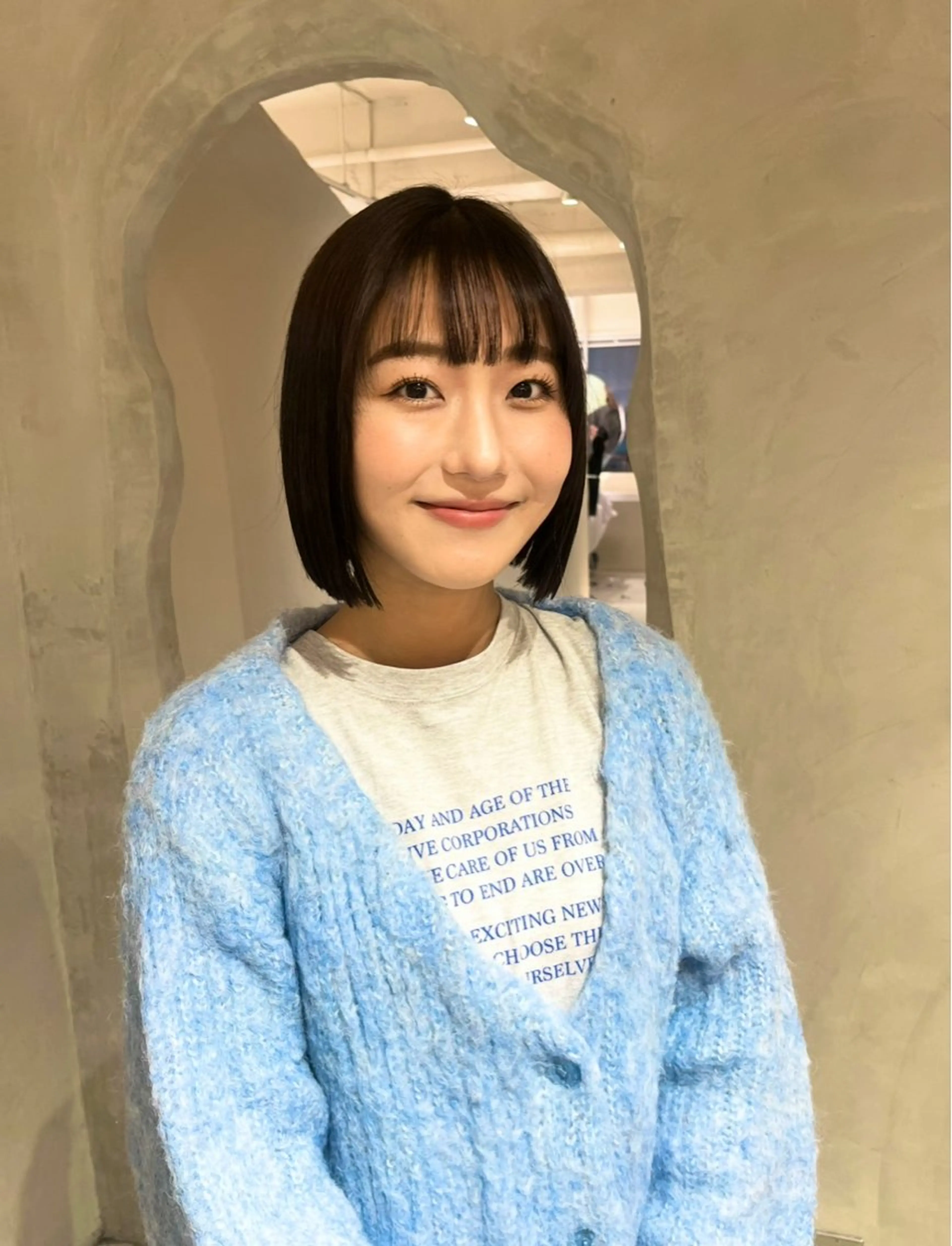 ミディアム カラー カット ヘアカラー トリートメント effect横浜所属・切りっぱなしボブ/ 艶カラー/綾莉のヘアスタイル