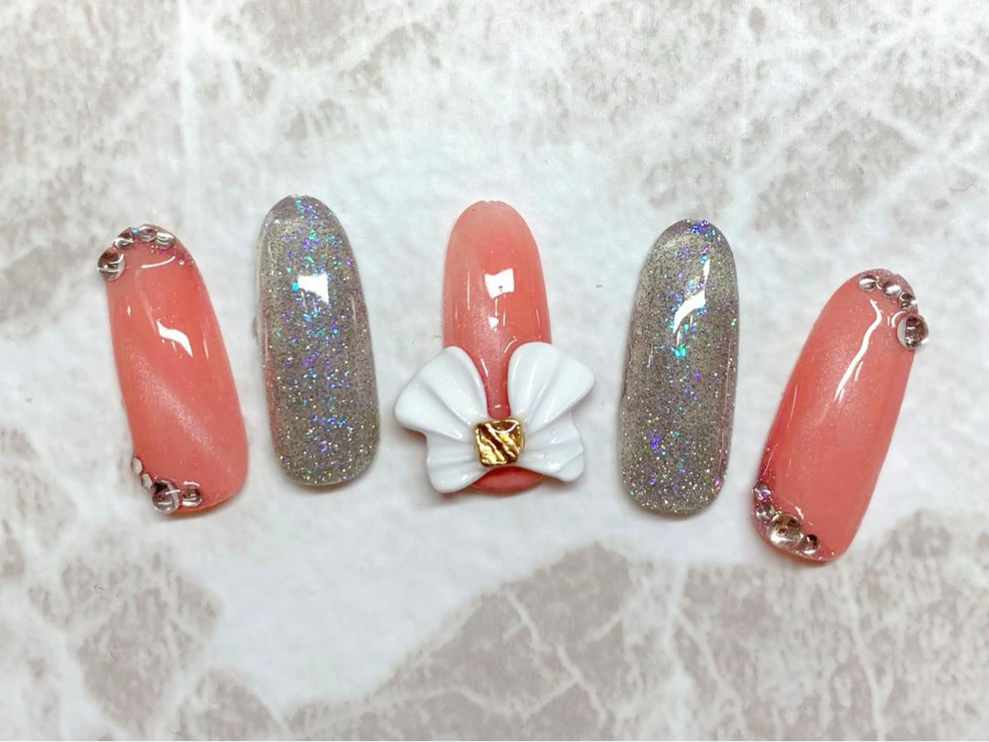 ネイル ハンドネイル マジックミラー所属・マジック ミラーのネイルデザイン